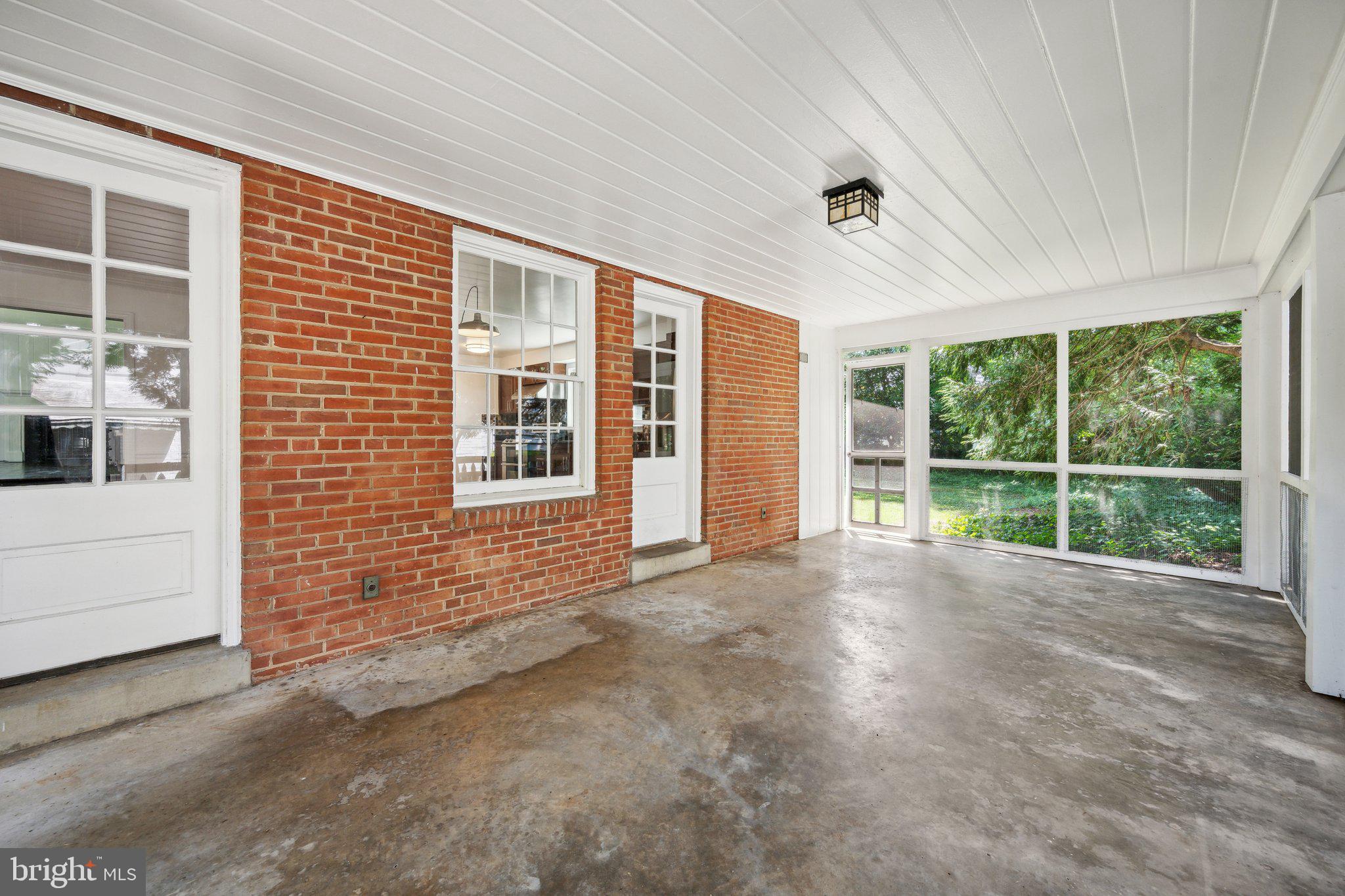 SPRINGFIELD - Residential