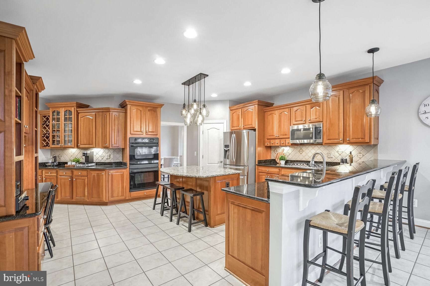 LANSDOWNE ON THE POTOMAC - Residential