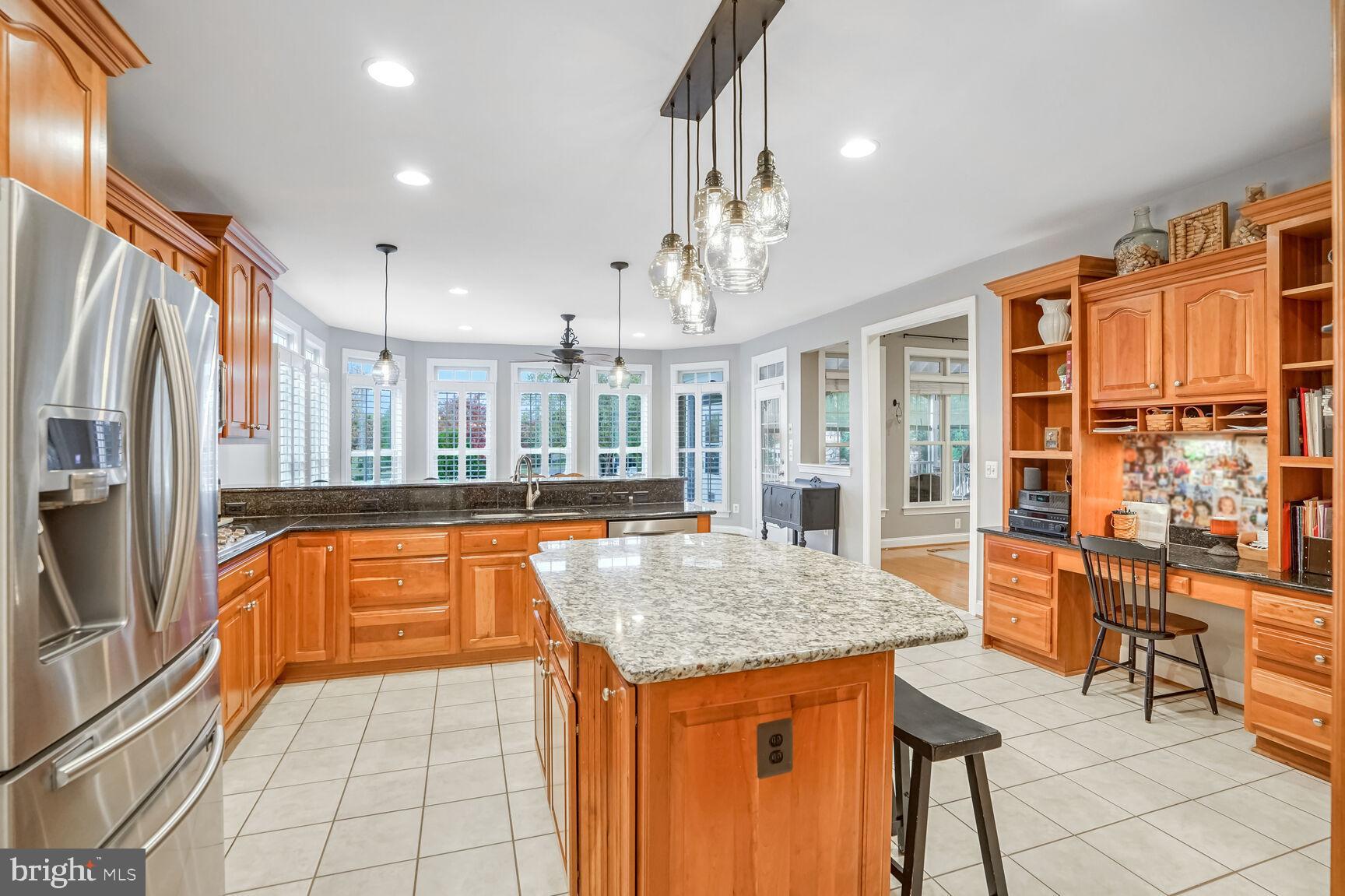 LANSDOWNE ON THE POTOMAC - Residential