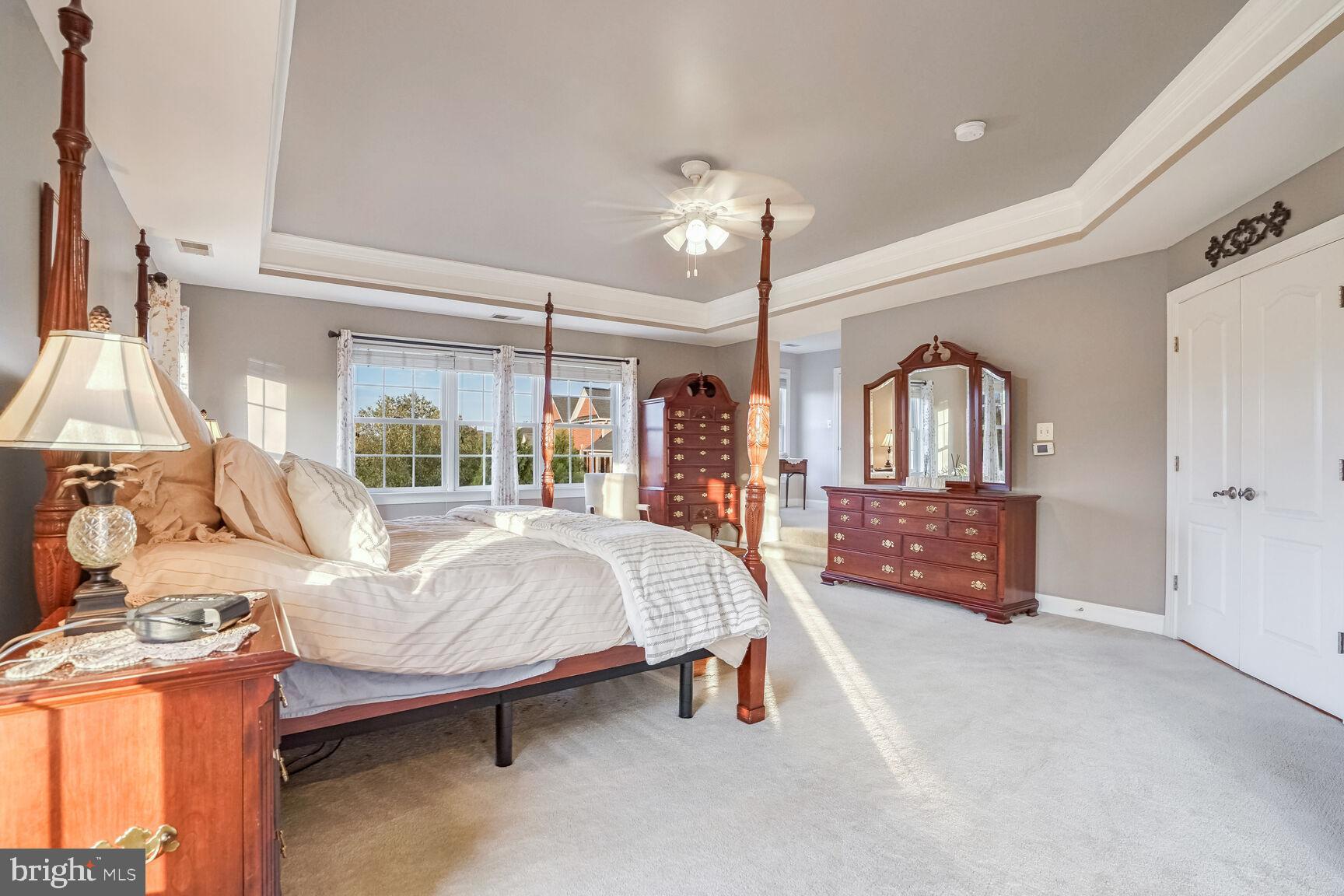 LANSDOWNE ON THE POTOMAC - Residential