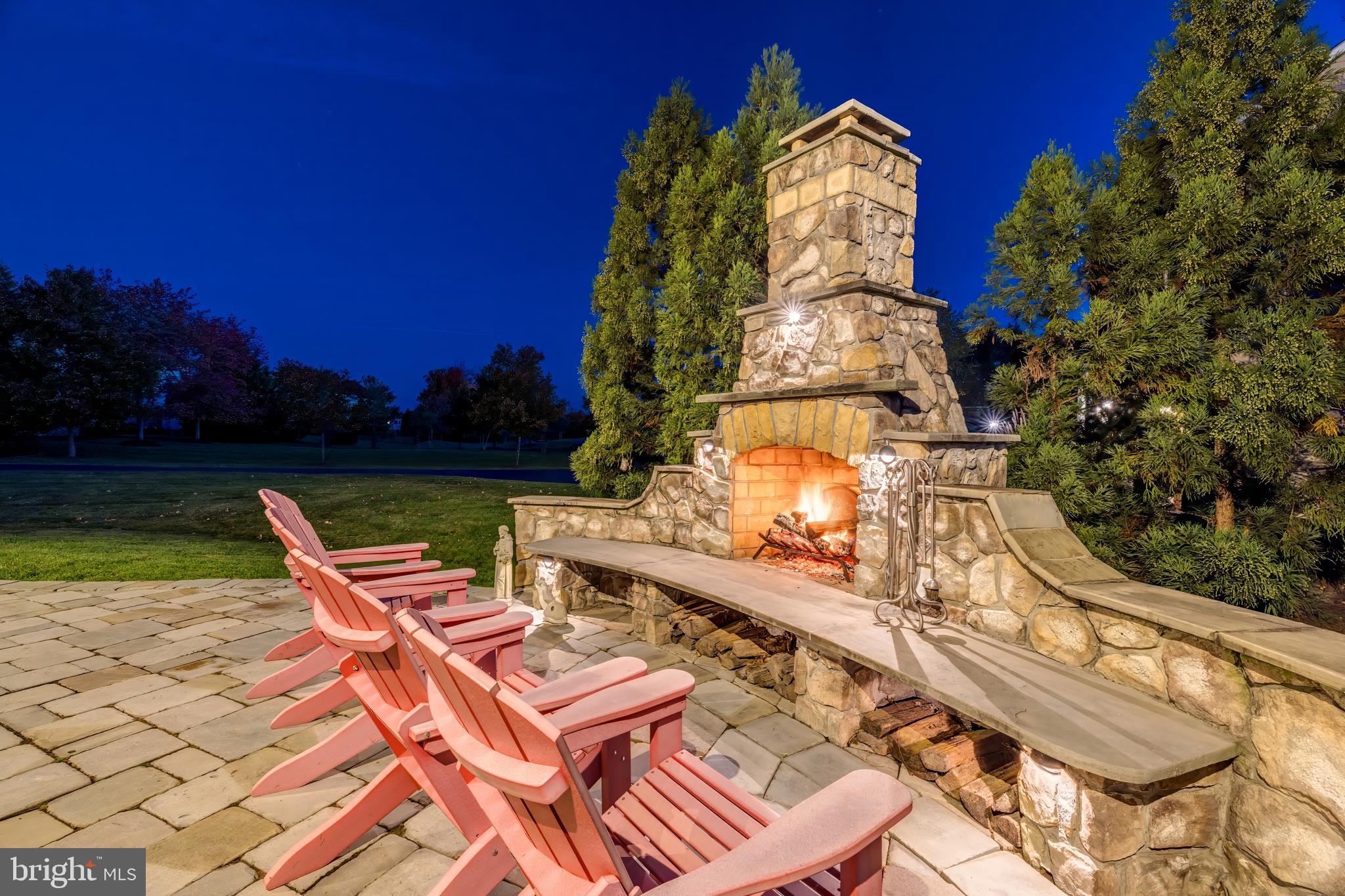 LANSDOWNE ON THE POTOMAC - Residential