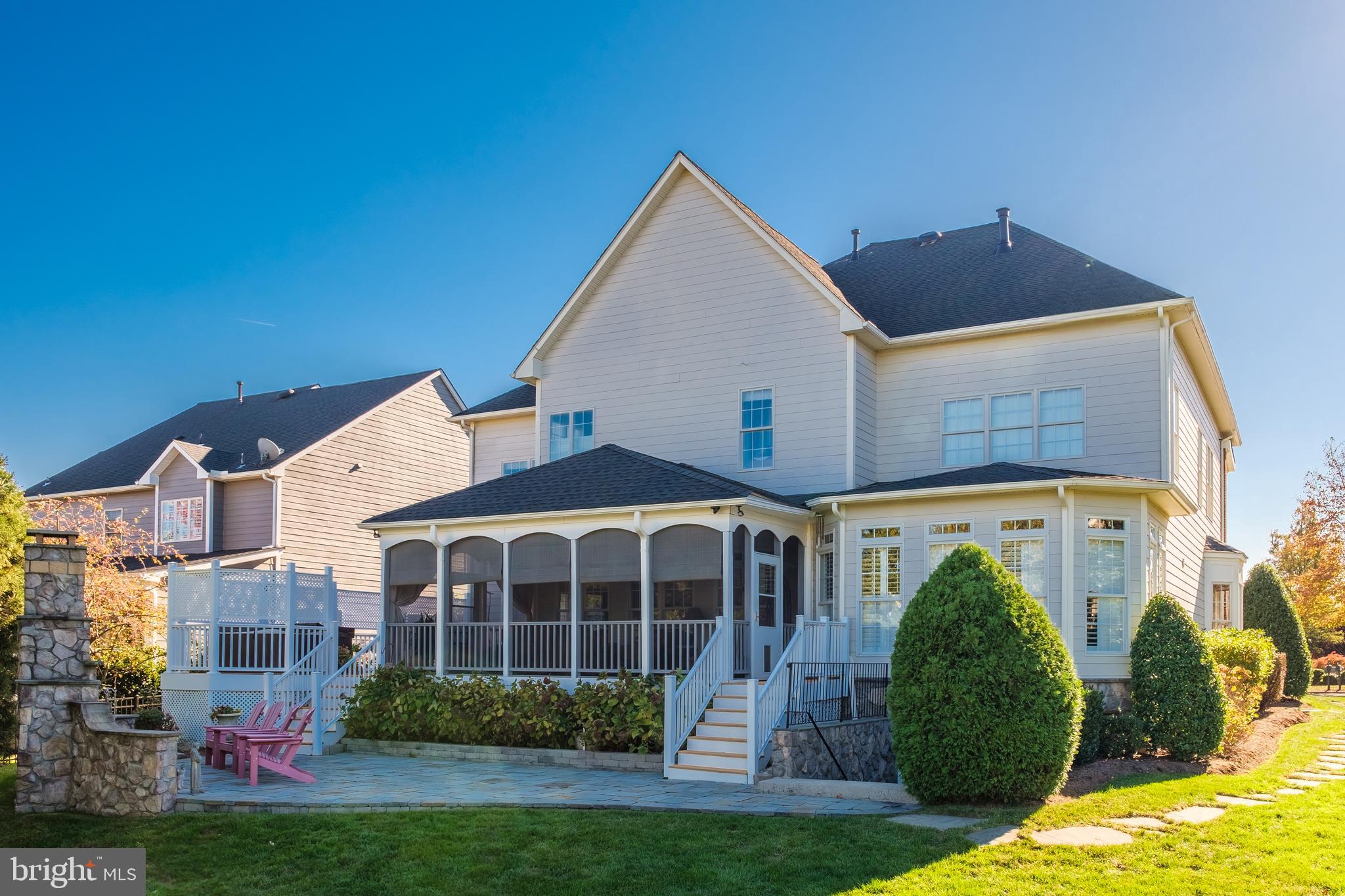 LANSDOWNE ON THE POTOMAC - Residential