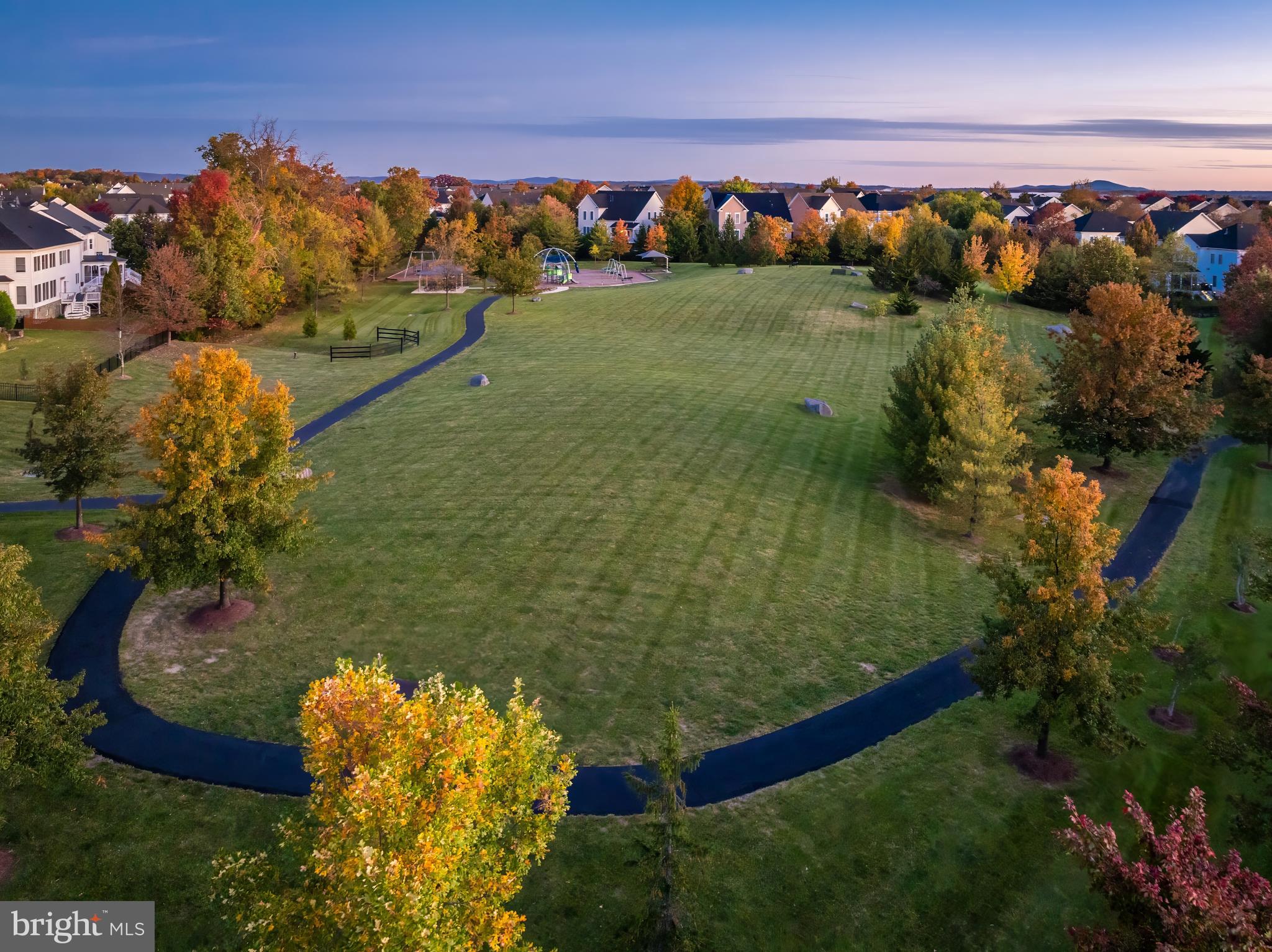 LANSDOWNE ON THE POTOMAC - Residential