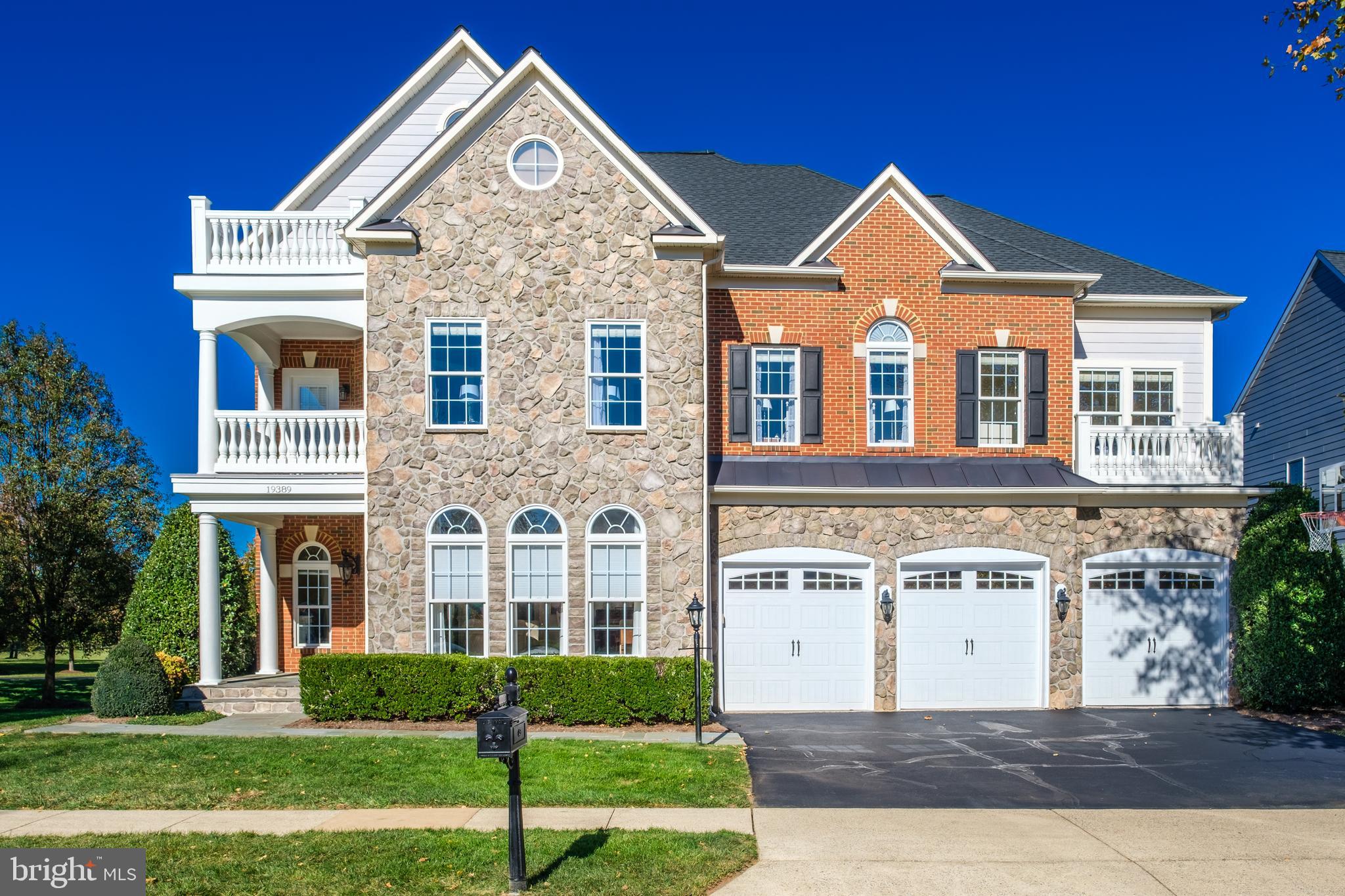 LANSDOWNE ON THE POTOMAC - Residential