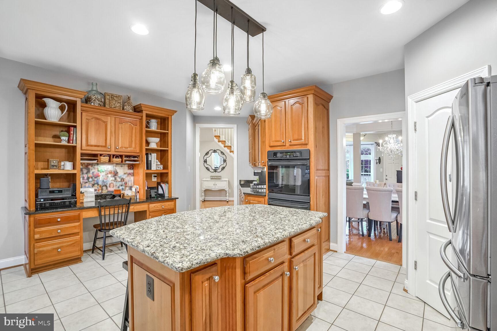 LANSDOWNE ON THE POTOMAC - Residential