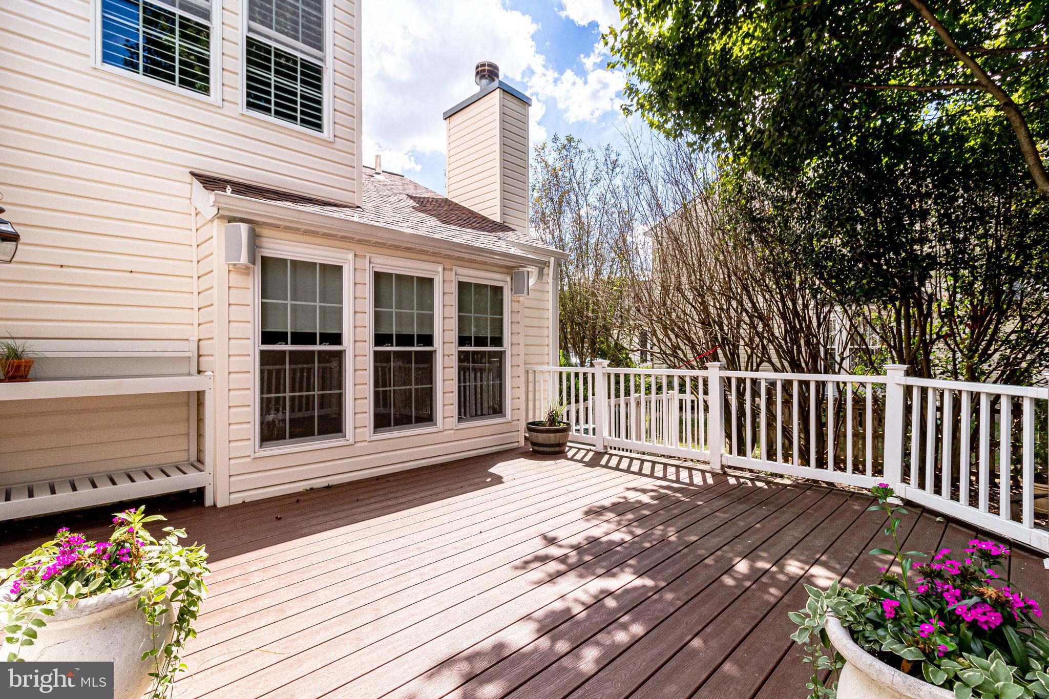 VILLAGES AT HUNTINGTON - Residential Lease