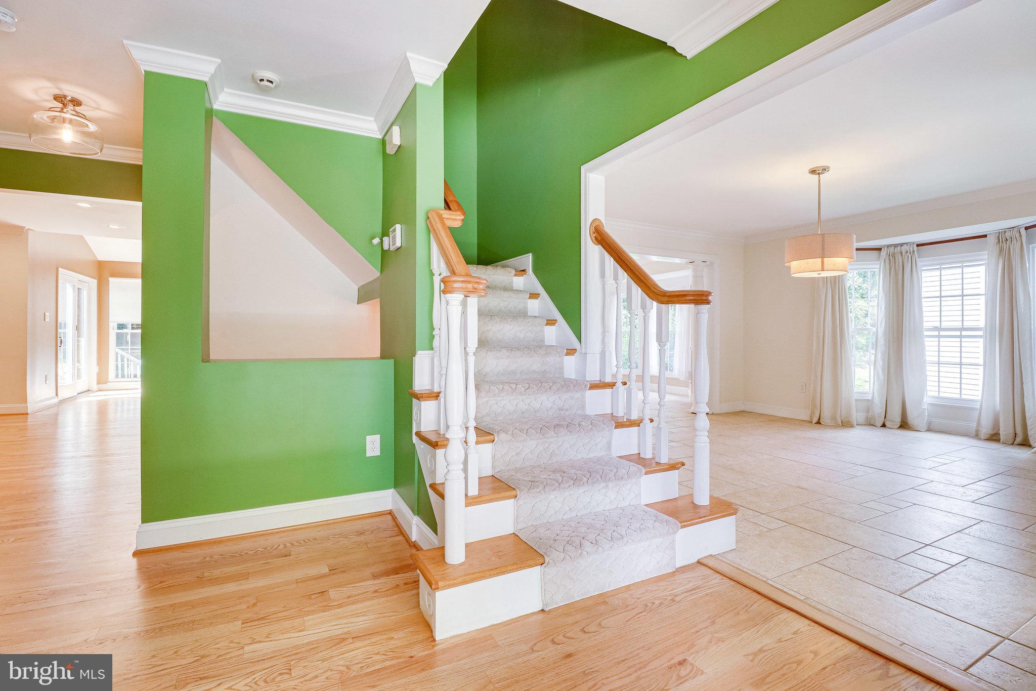 VILLAGES AT HUNTINGTON - Residential Lease