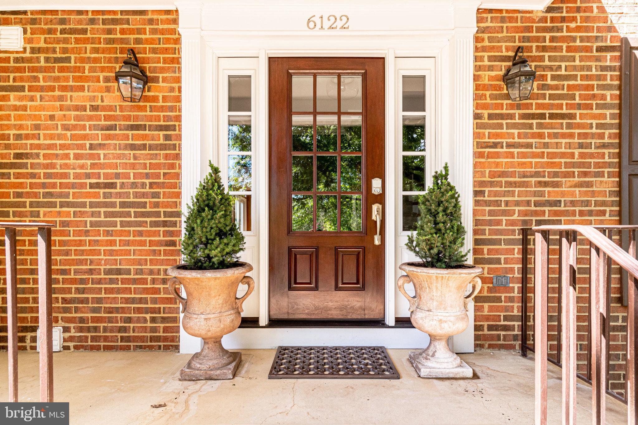 VILLAGES AT HUNTINGTON - Residential Lease