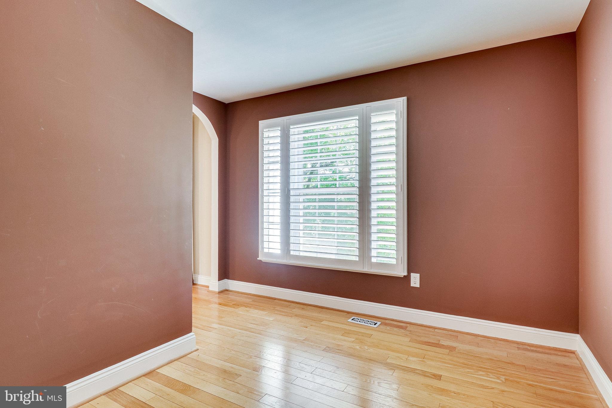 VILLAGES AT HUNTINGTON - Residential Lease