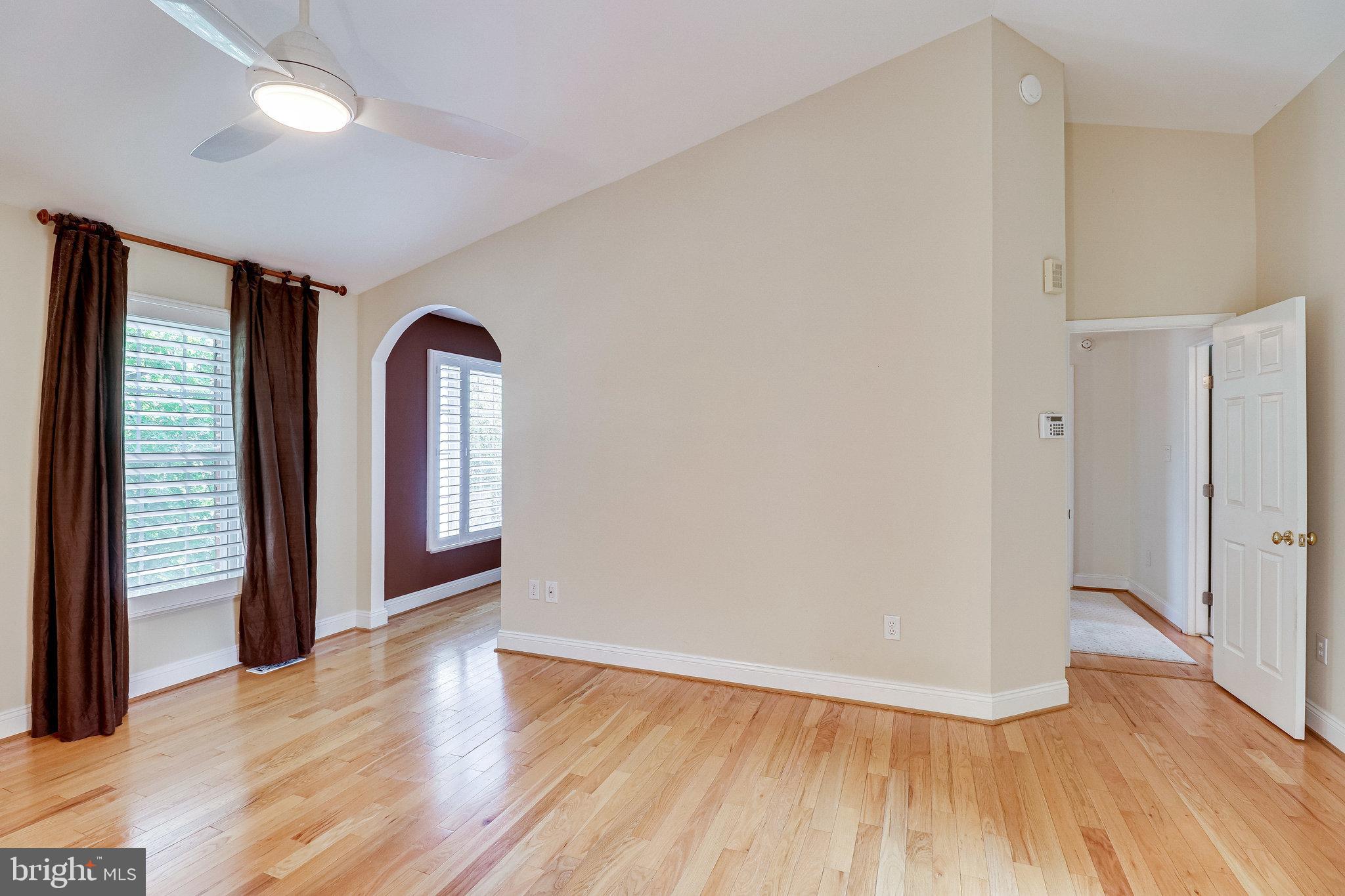 VILLAGES AT HUNTINGTON - Residential Lease