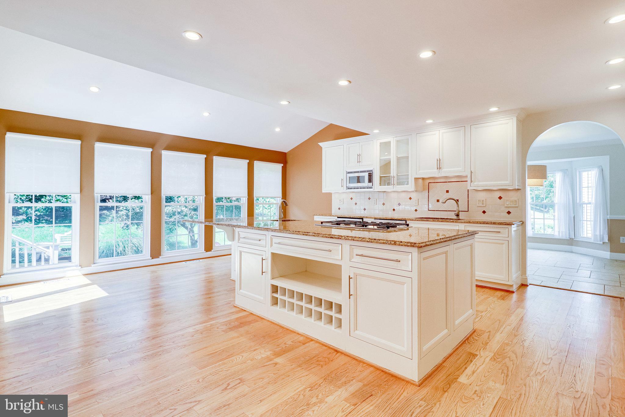 VILLAGES AT HUNTINGTON - Residential Lease