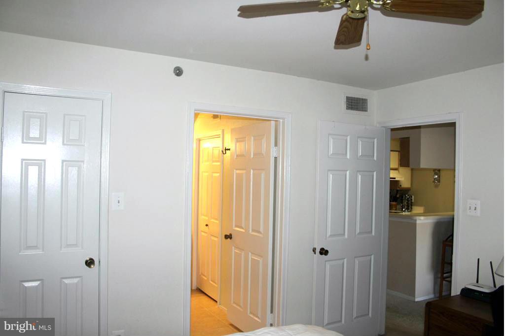 POINTE AT PARK CENTER - Residential