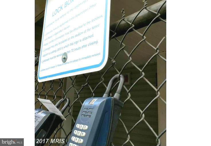 POINTE AT PARK CENTER - Residential