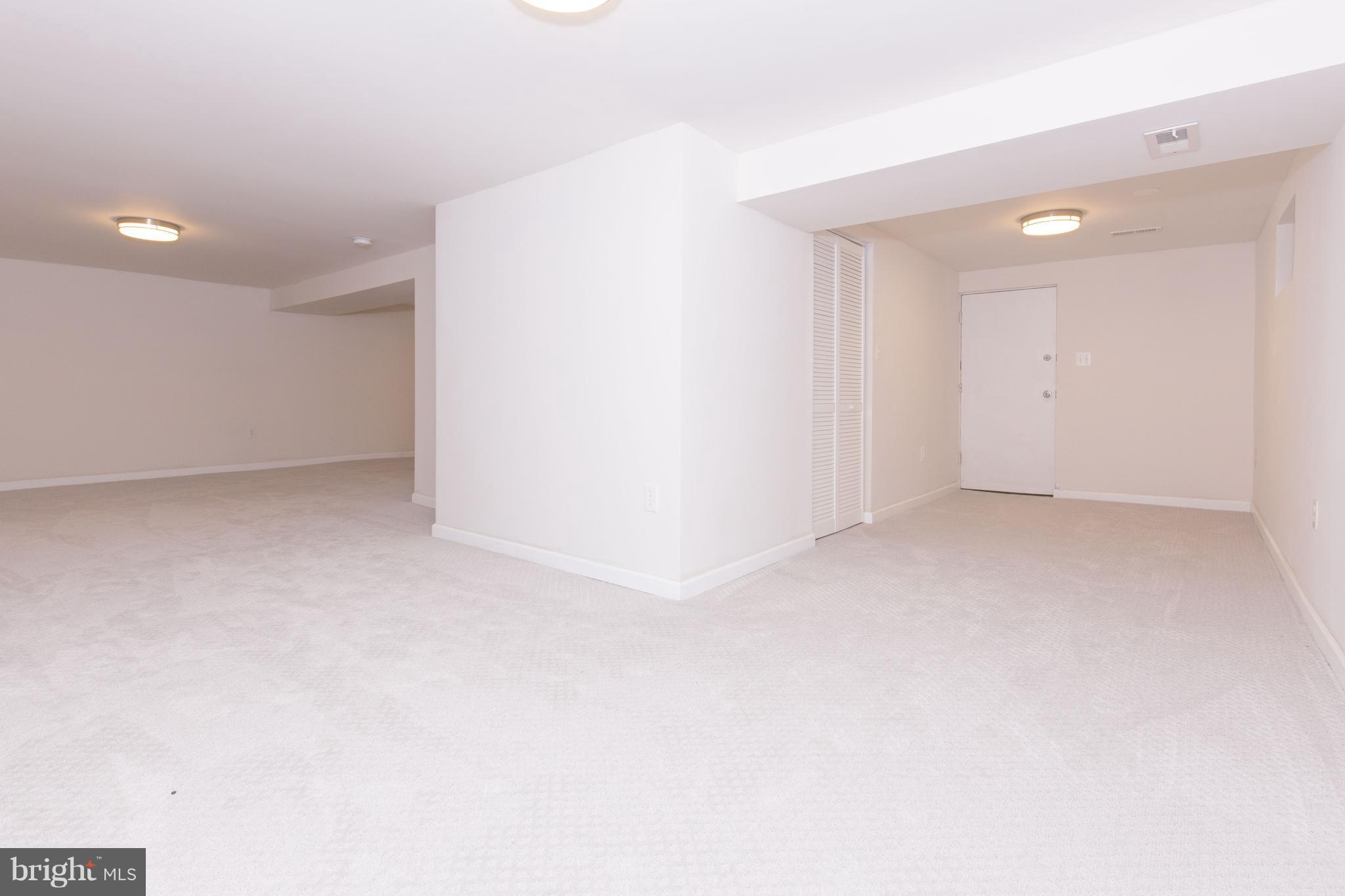 SIMMONS RIDGE - Residential