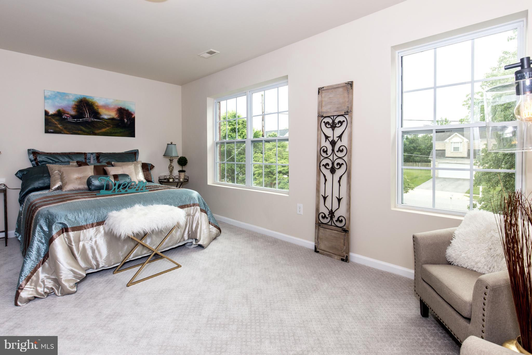 SIMMONS RIDGE - Residential