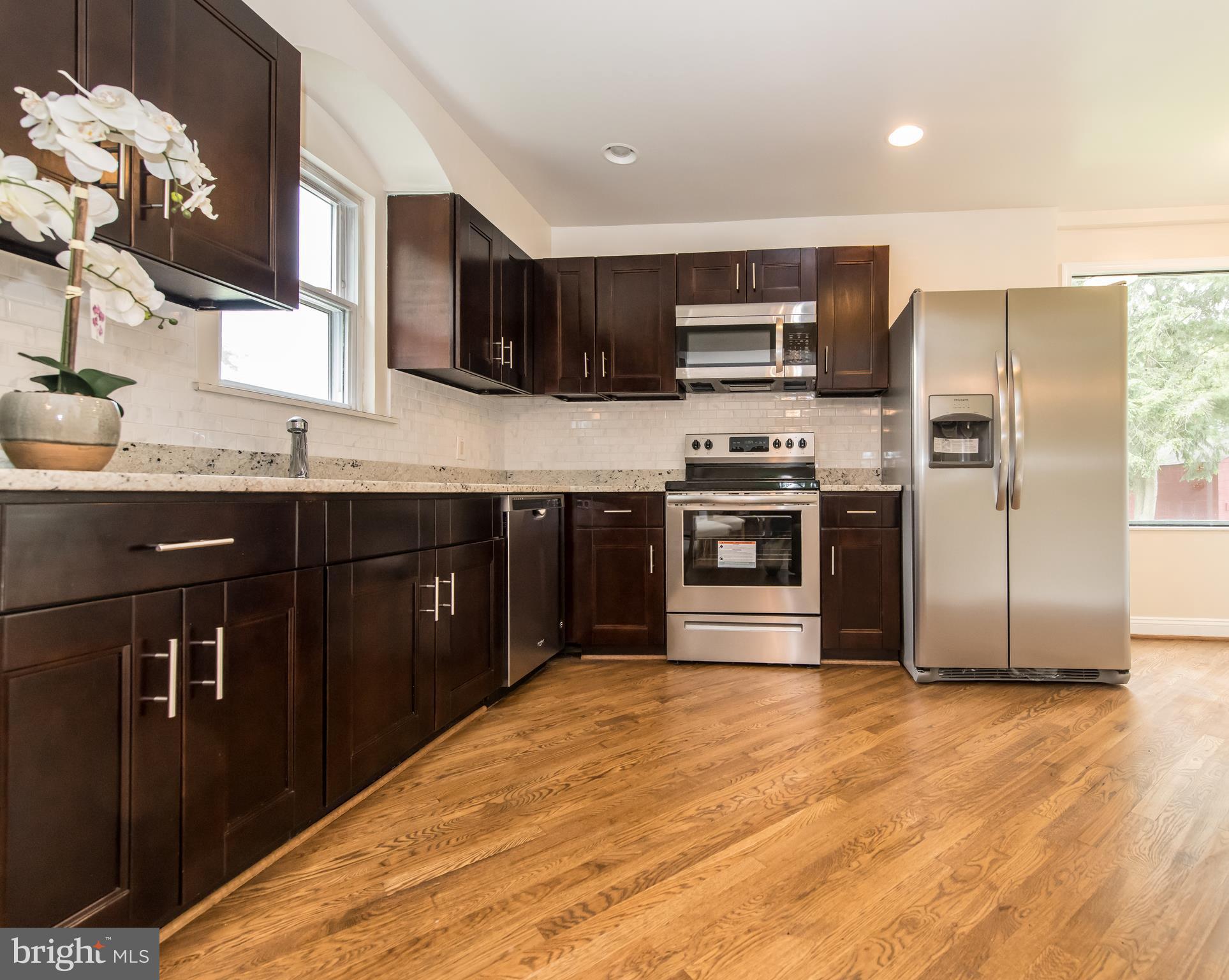 SIMMONS RIDGE - Residential