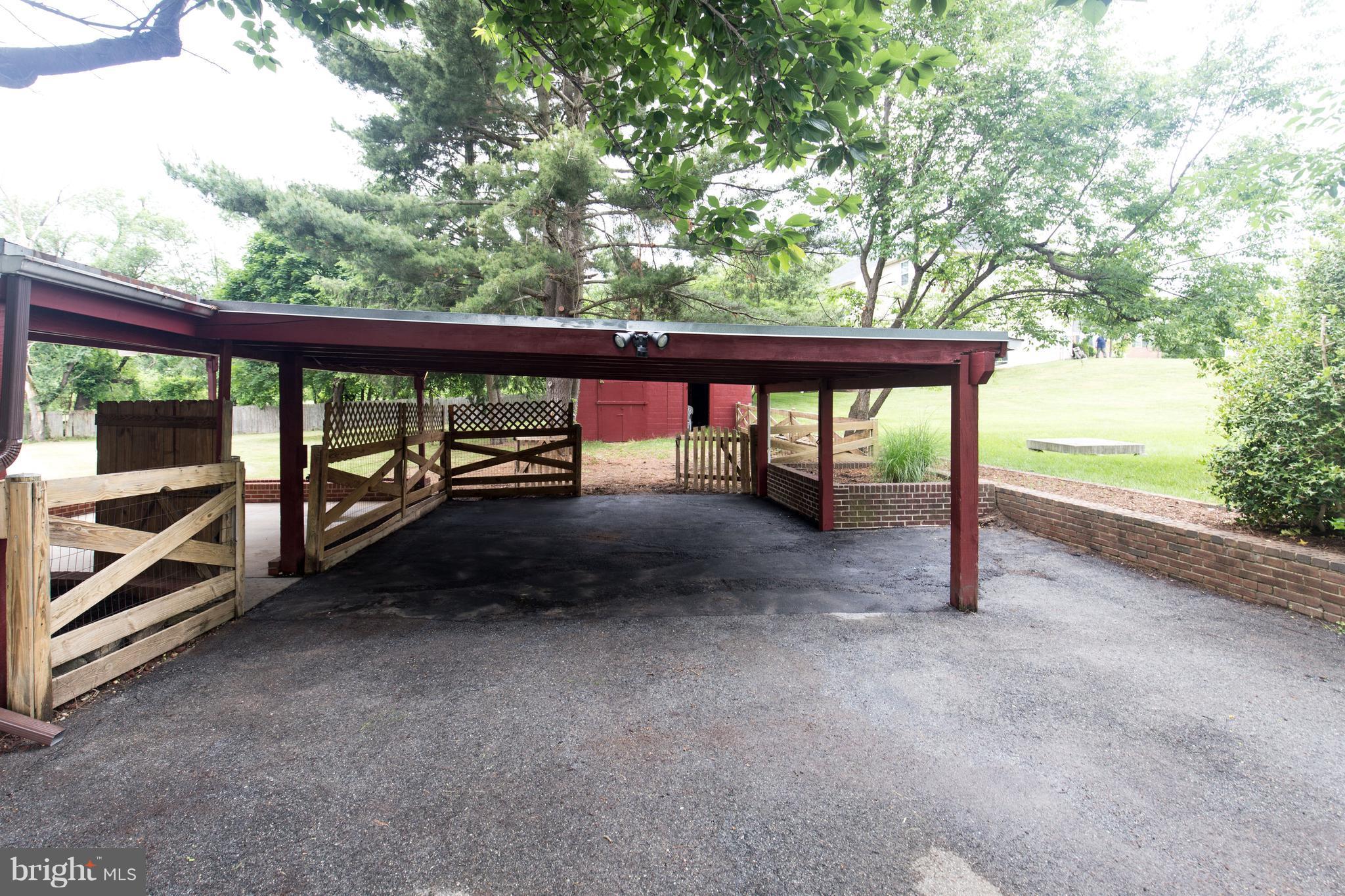 SIMMONS RIDGE - Residential