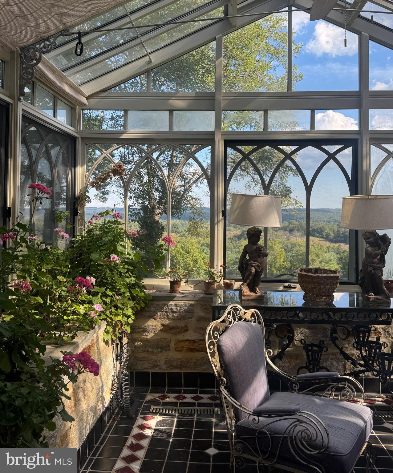 WORTHINGTON VALLEY - Residential