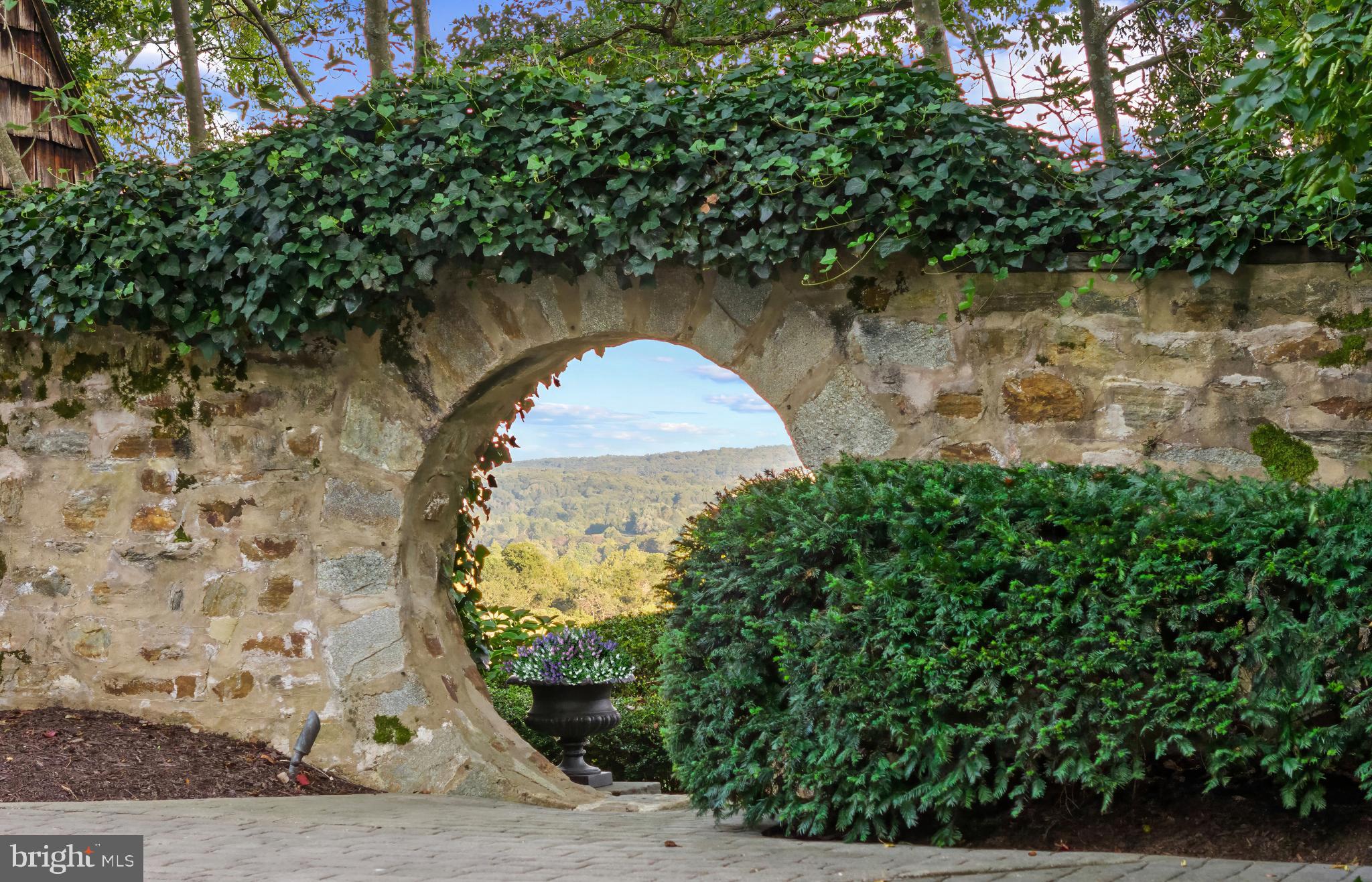 WORTHINGTON VALLEY - Residential