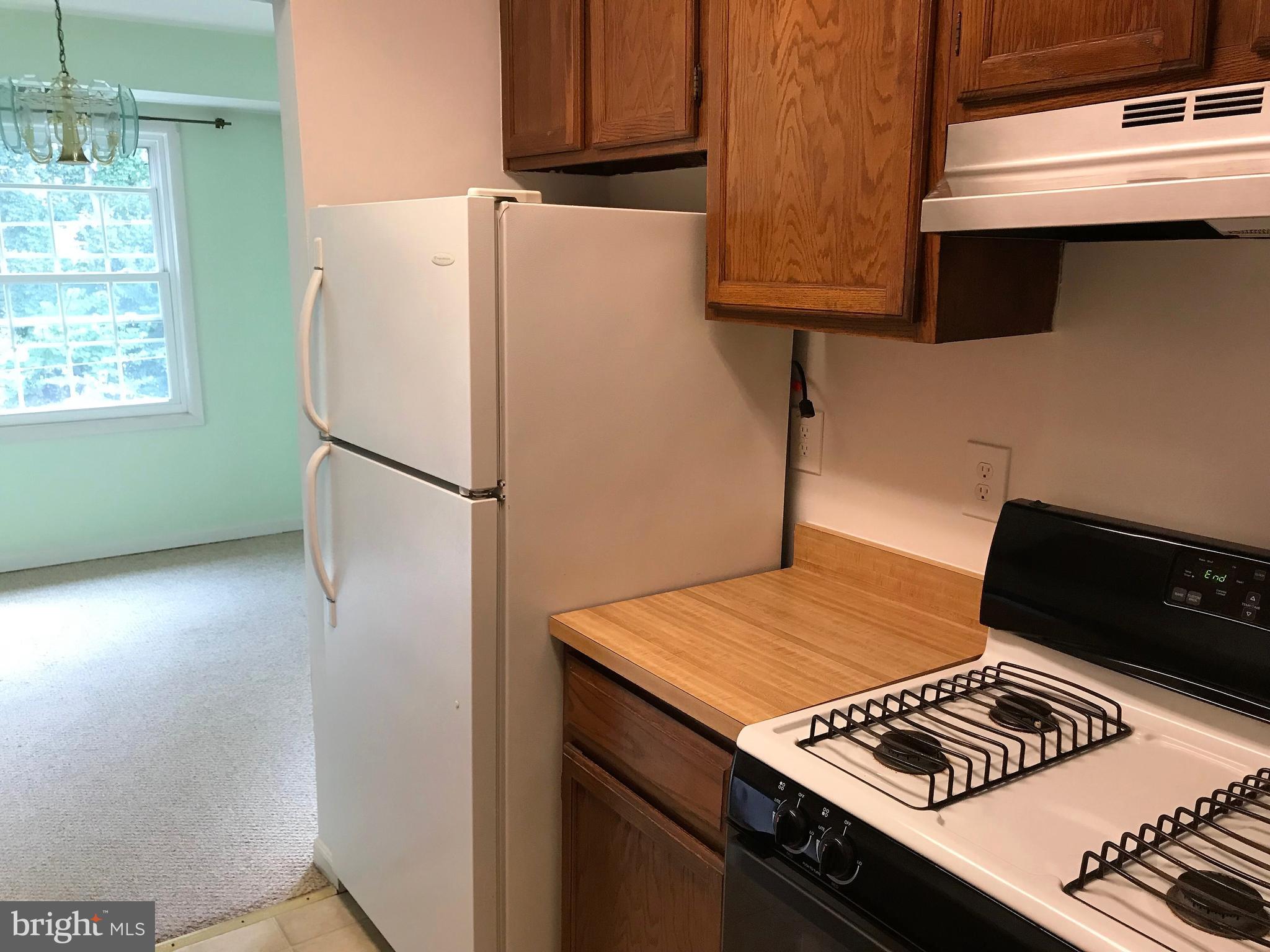 LYNDHURST CONDOS - Residential Lease