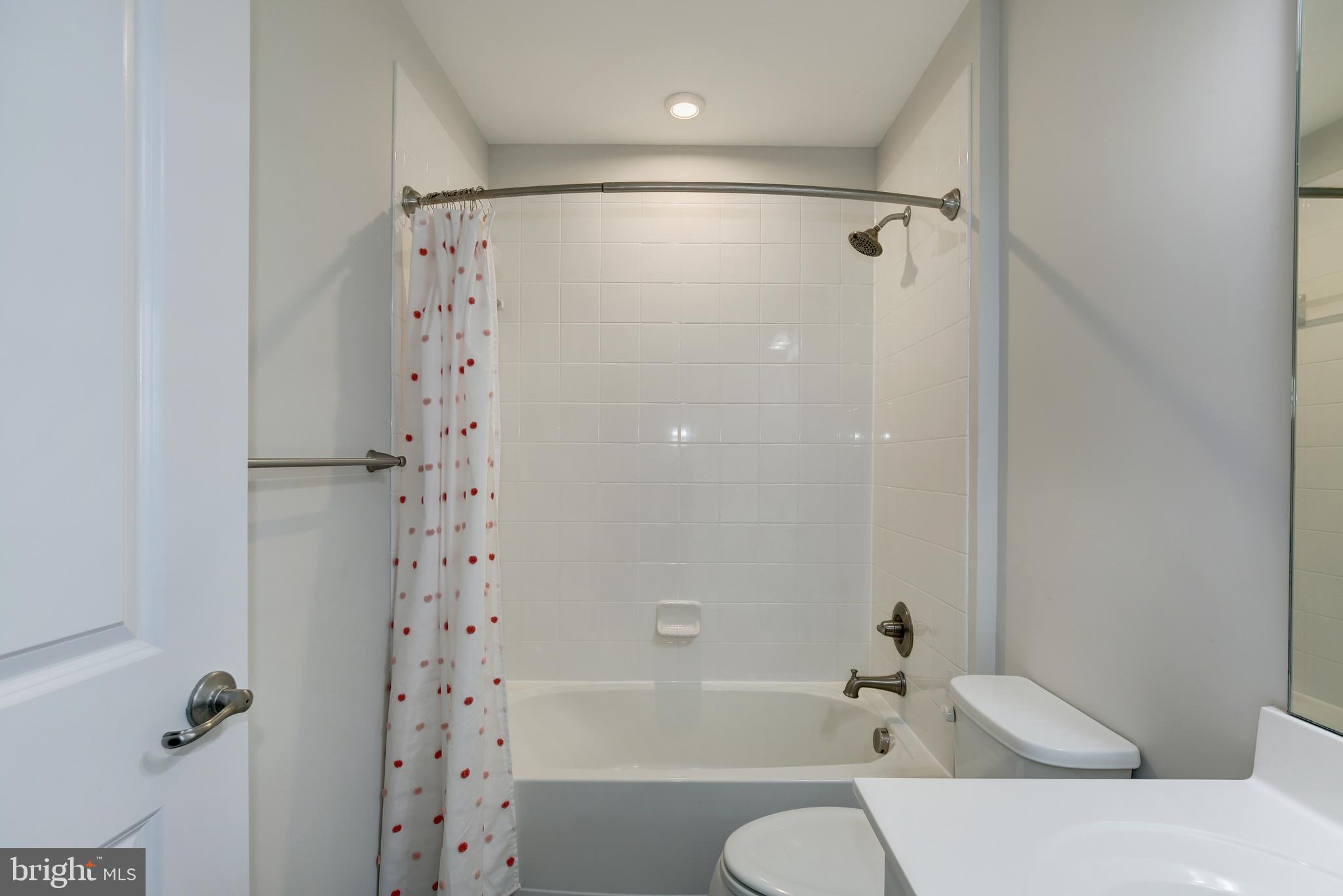 GREENBELT STATION - Residential