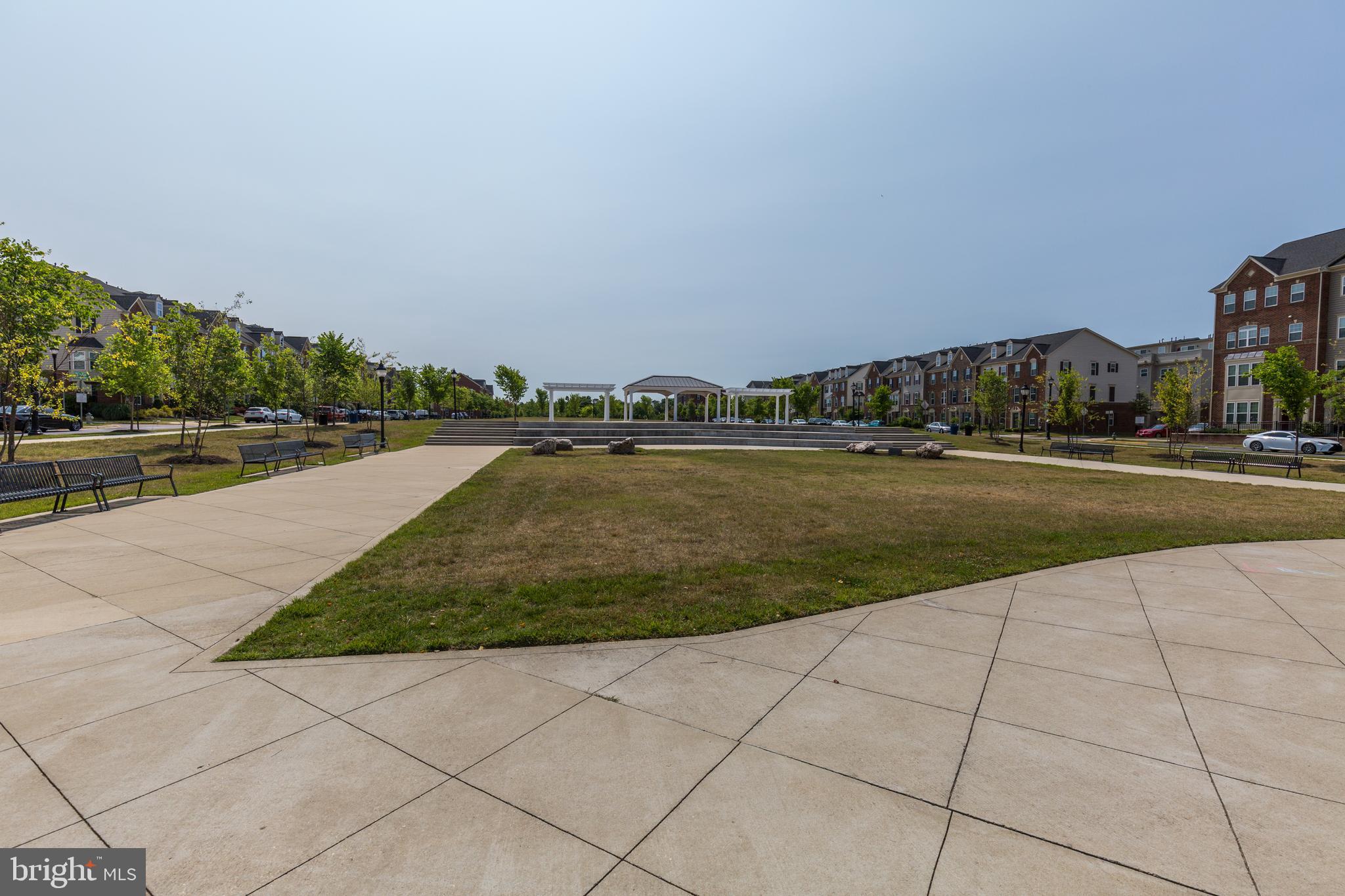 GREENBELT STATION - Residential