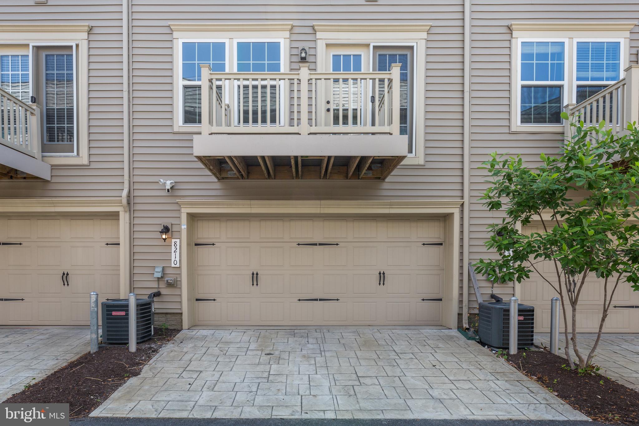 GREENBELT STATION - Residential