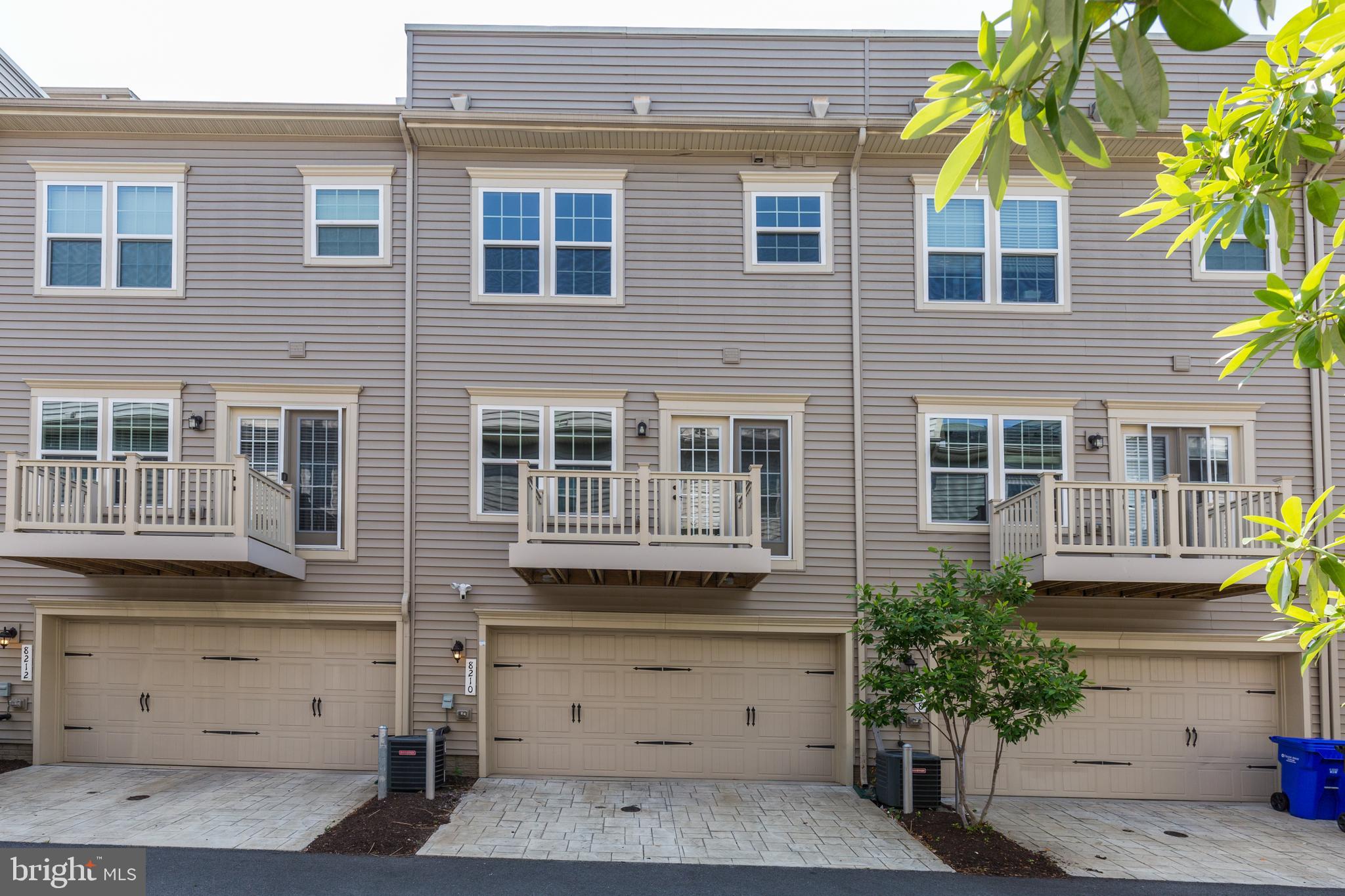 GREENBELT STATION - Residential