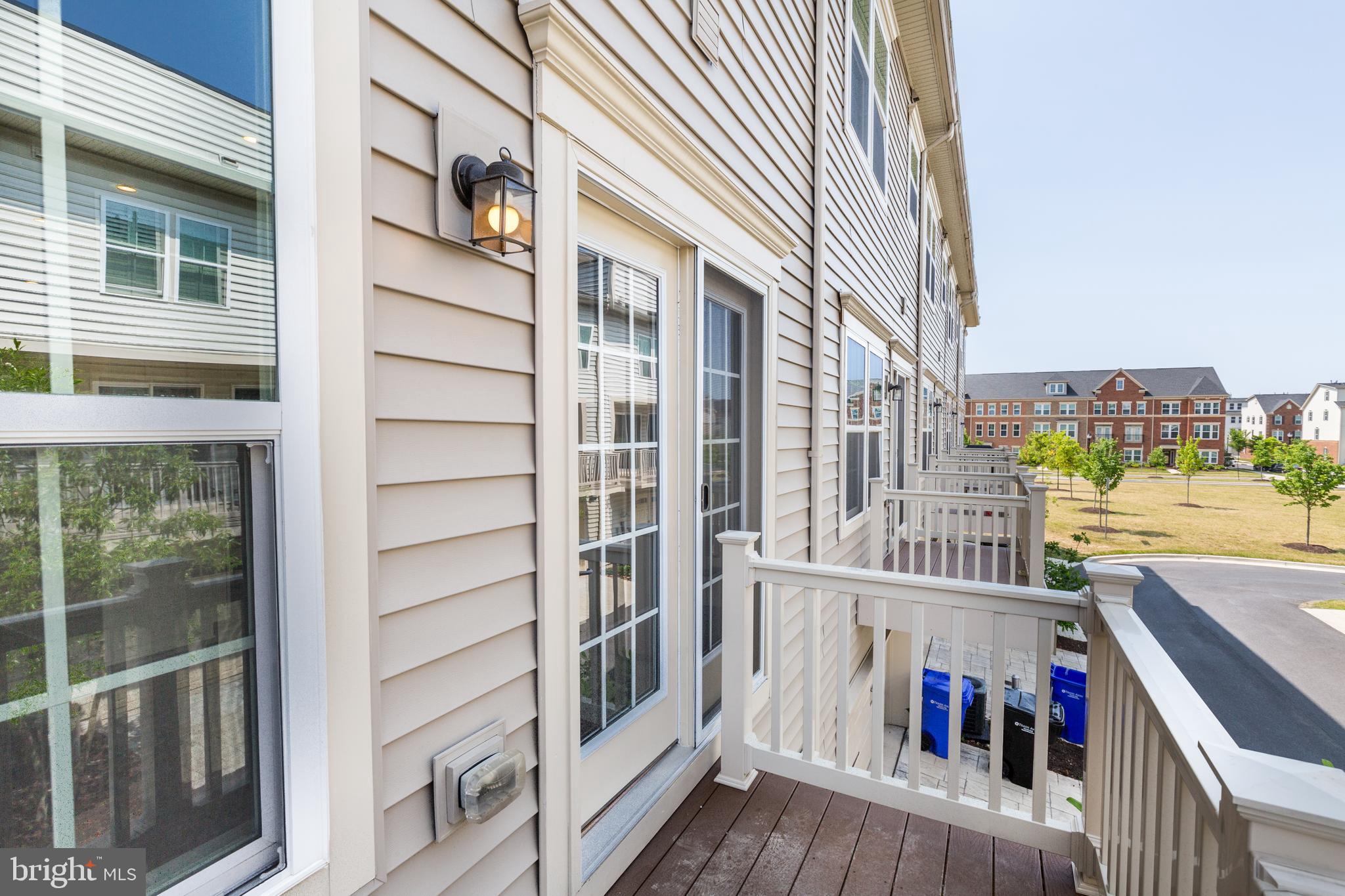 GREENBELT STATION - Residential