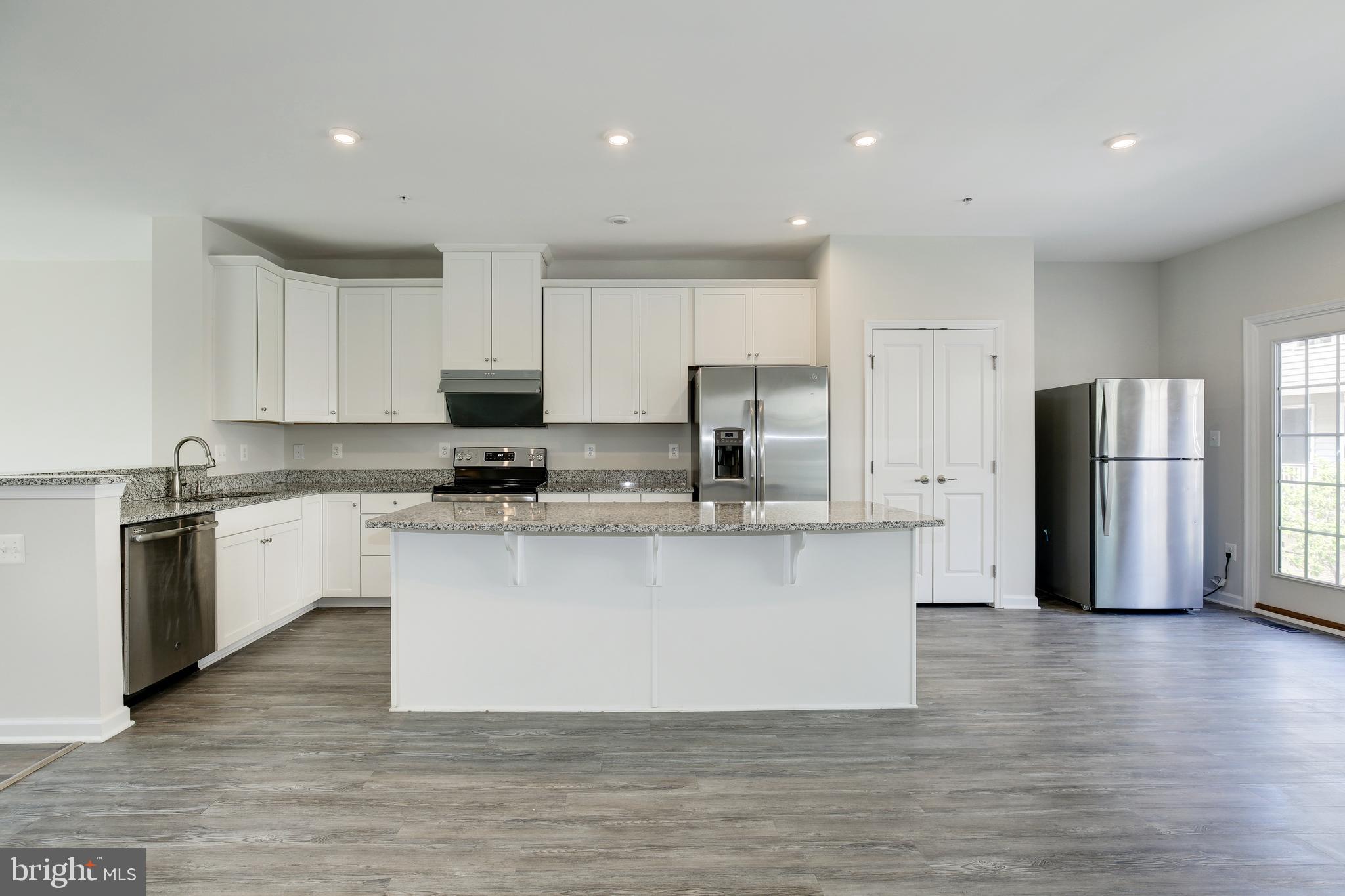 GREENBELT STATION - Residential