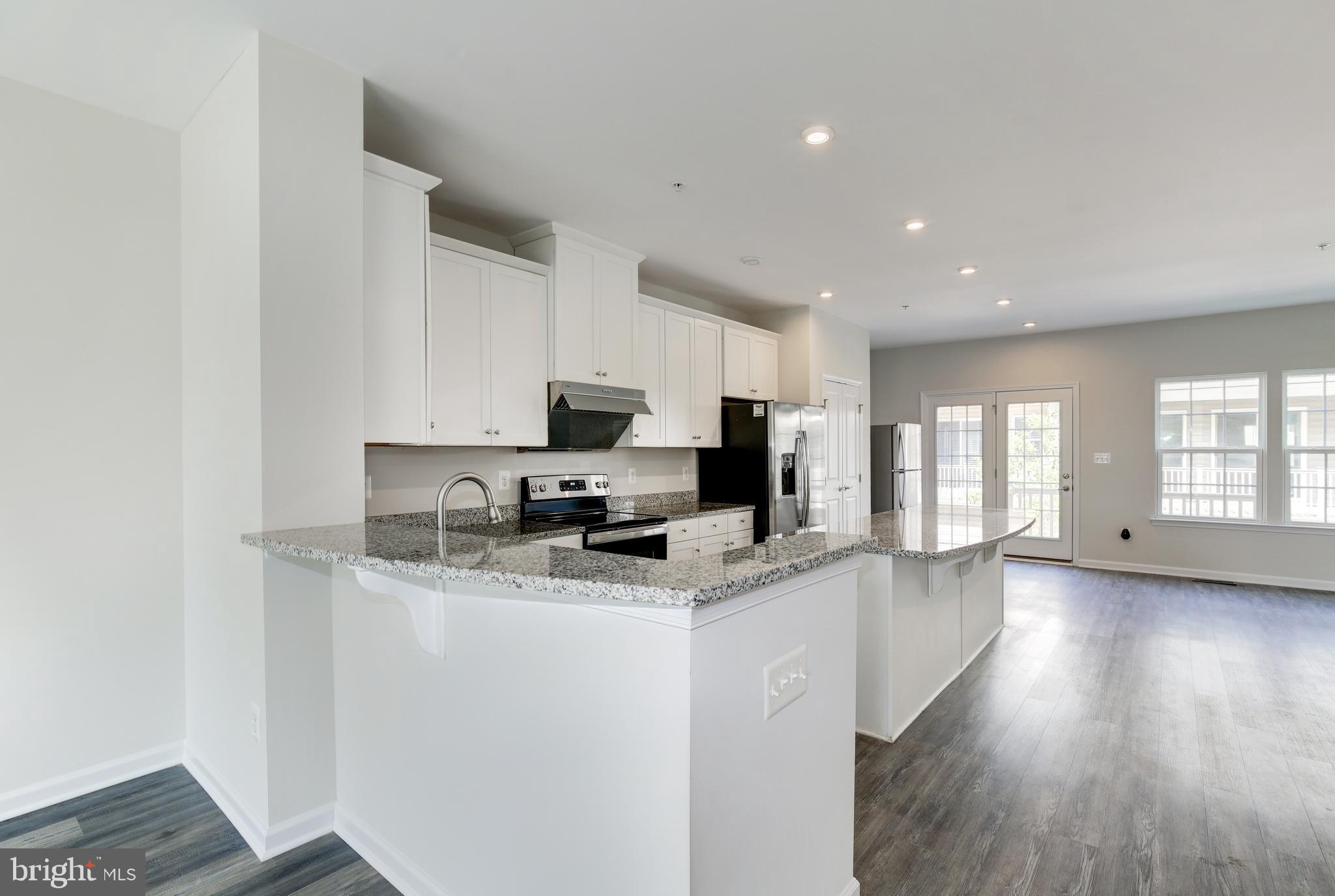 GREENBELT STATION - Residential