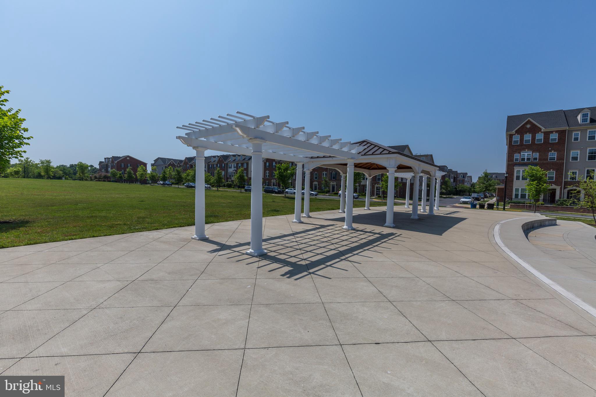 GREENBELT STATION - Residential