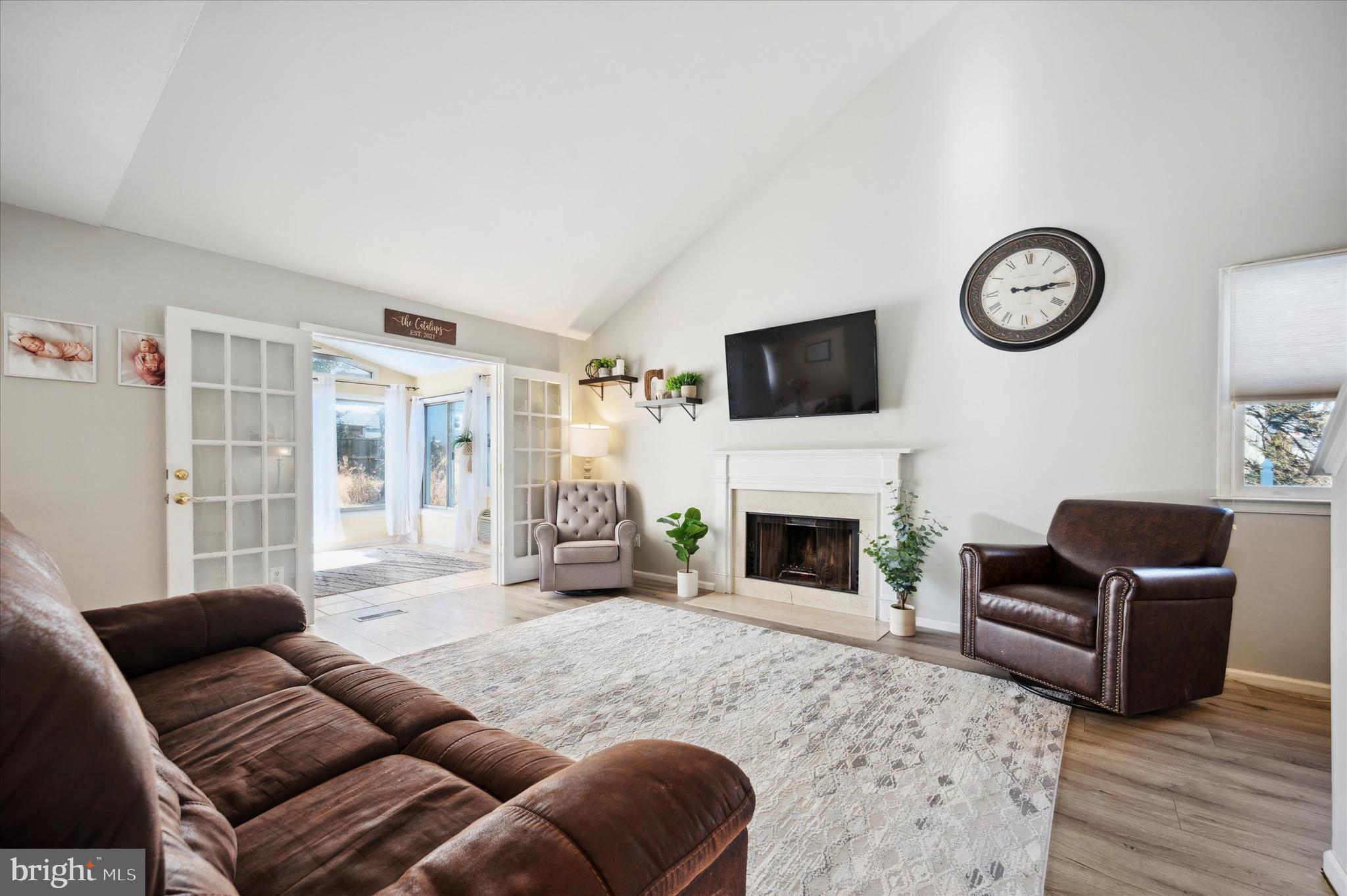 MERCER VIL - Residential