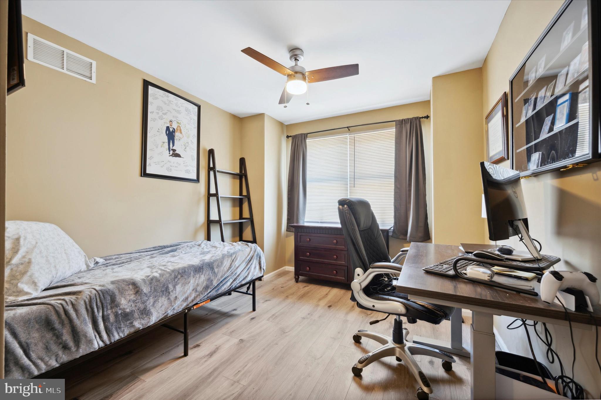 MERCER VIL - Residential