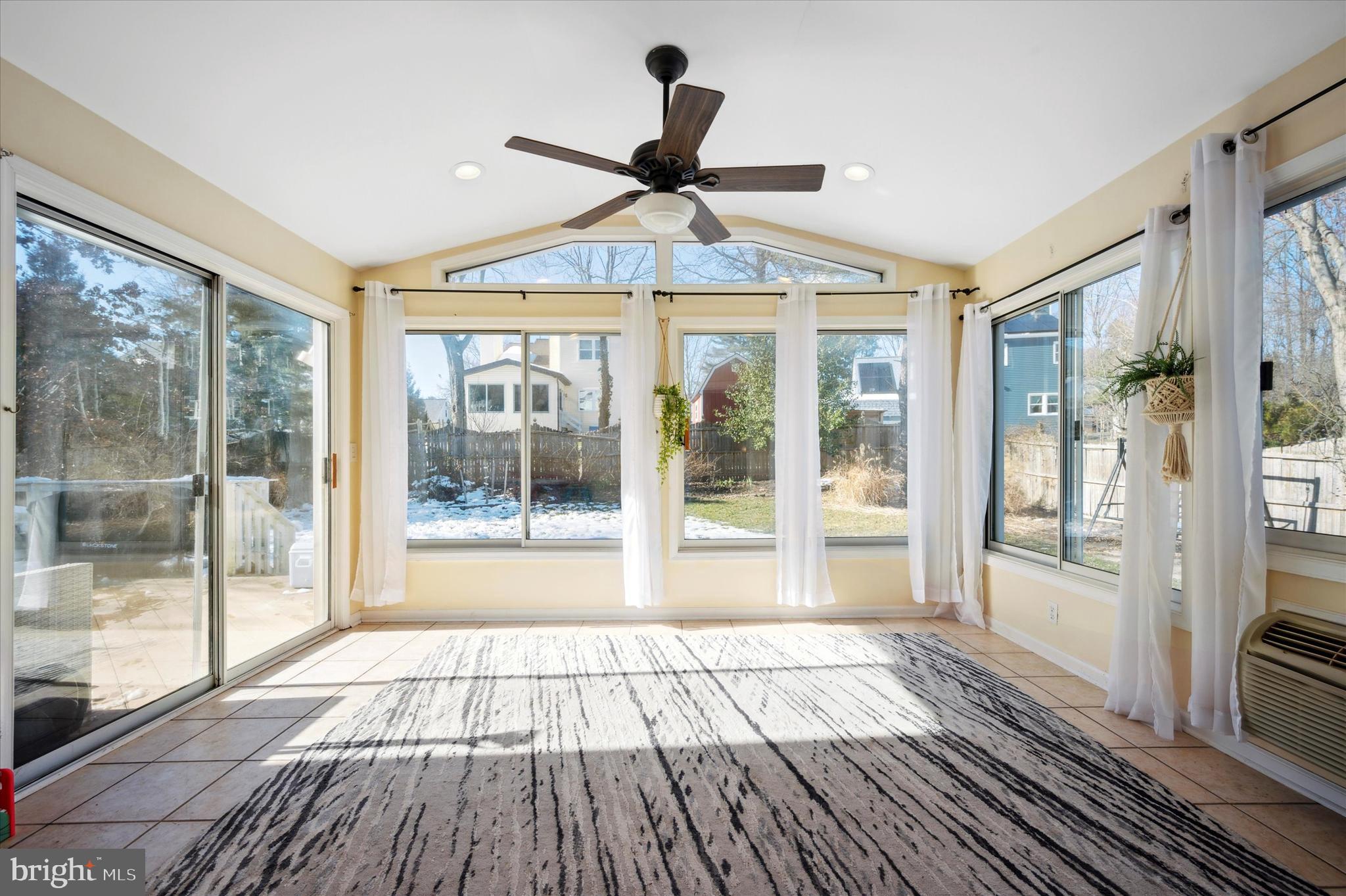 MERCER VIL - Residential