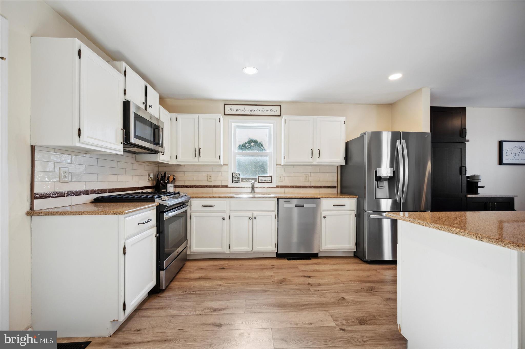 MERCER VIL - Residential