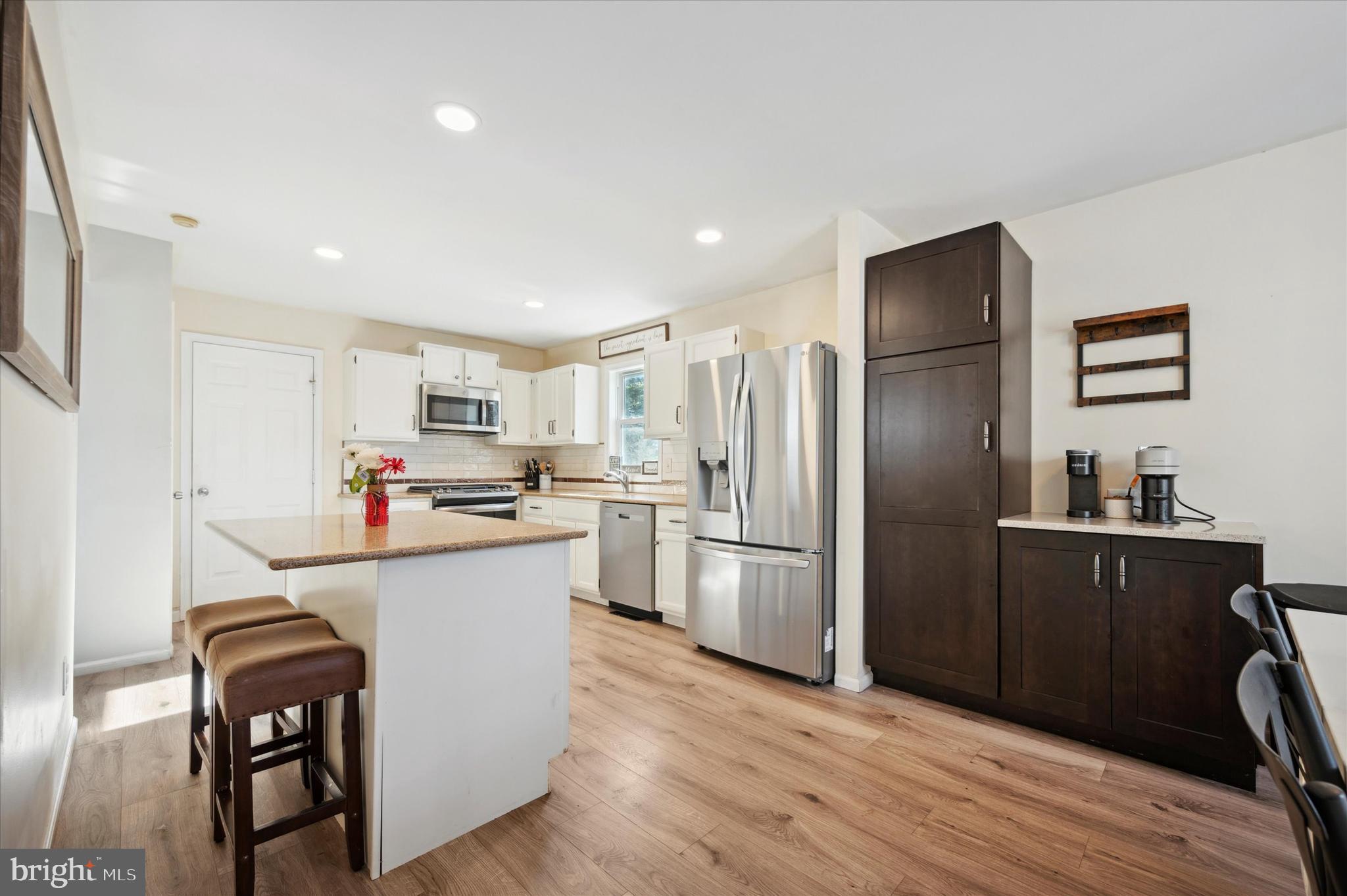 MERCER VIL - Residential