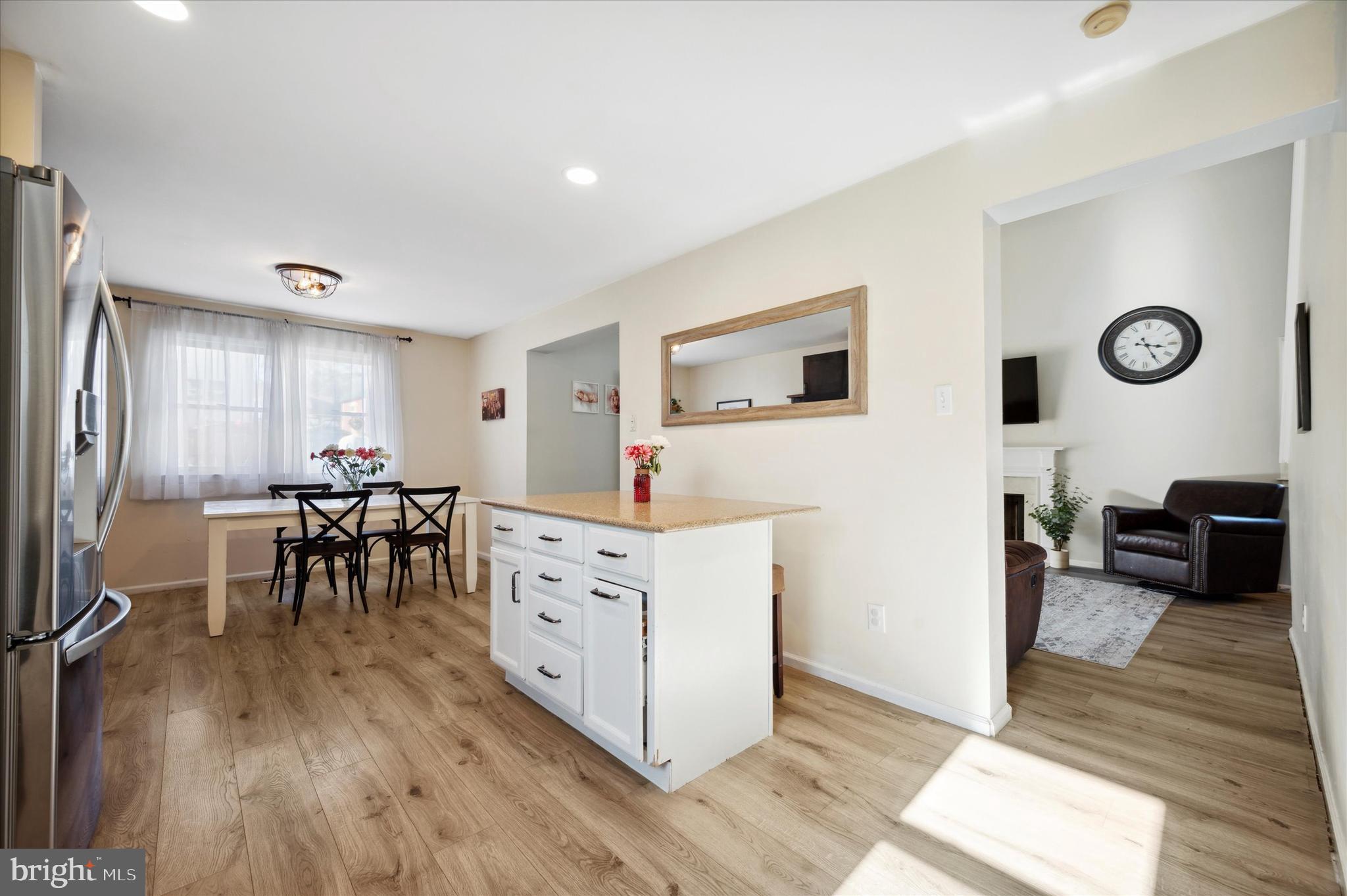 MERCER VIL - Residential