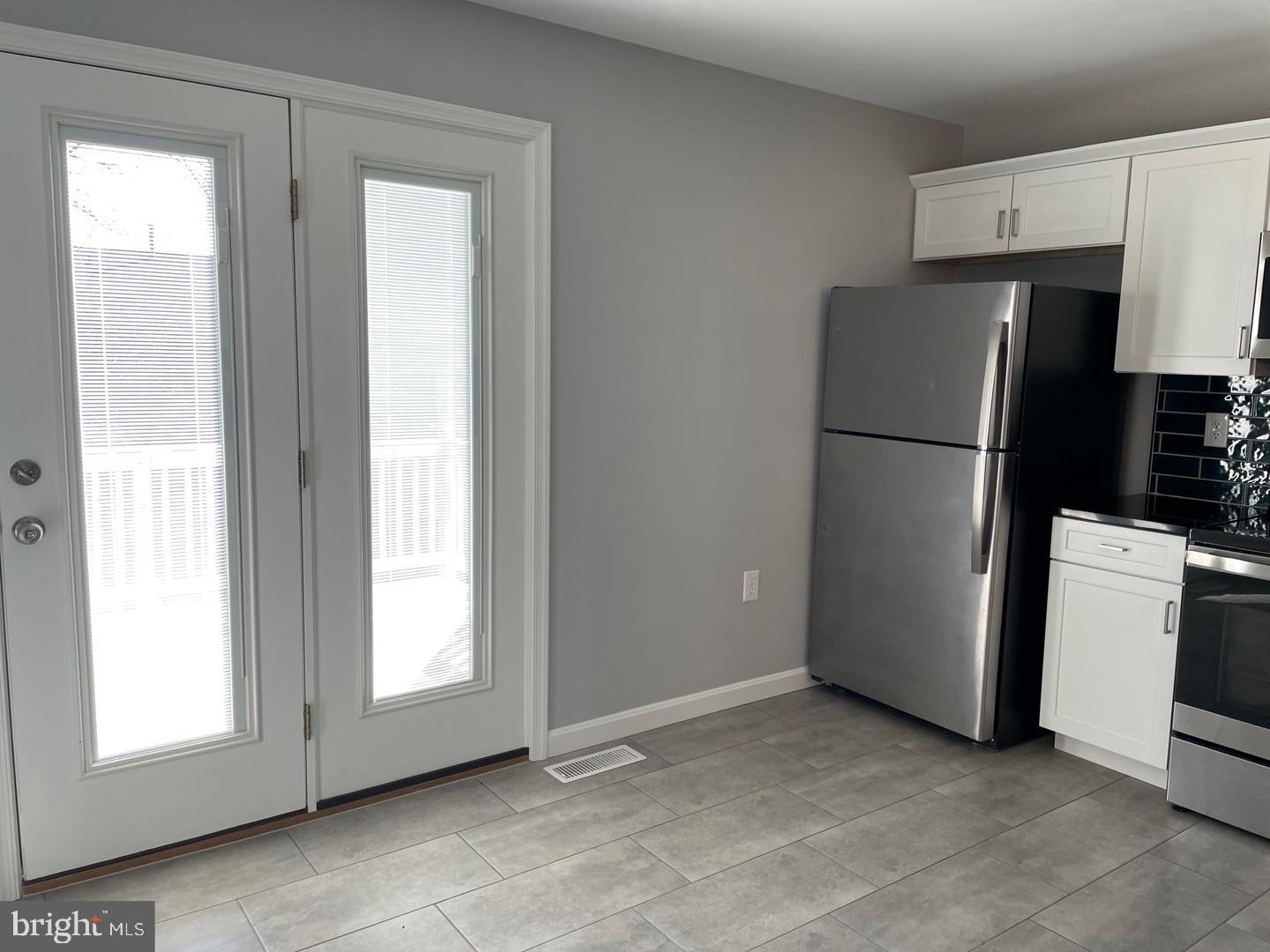 FOXRIDGE - Residential Lease