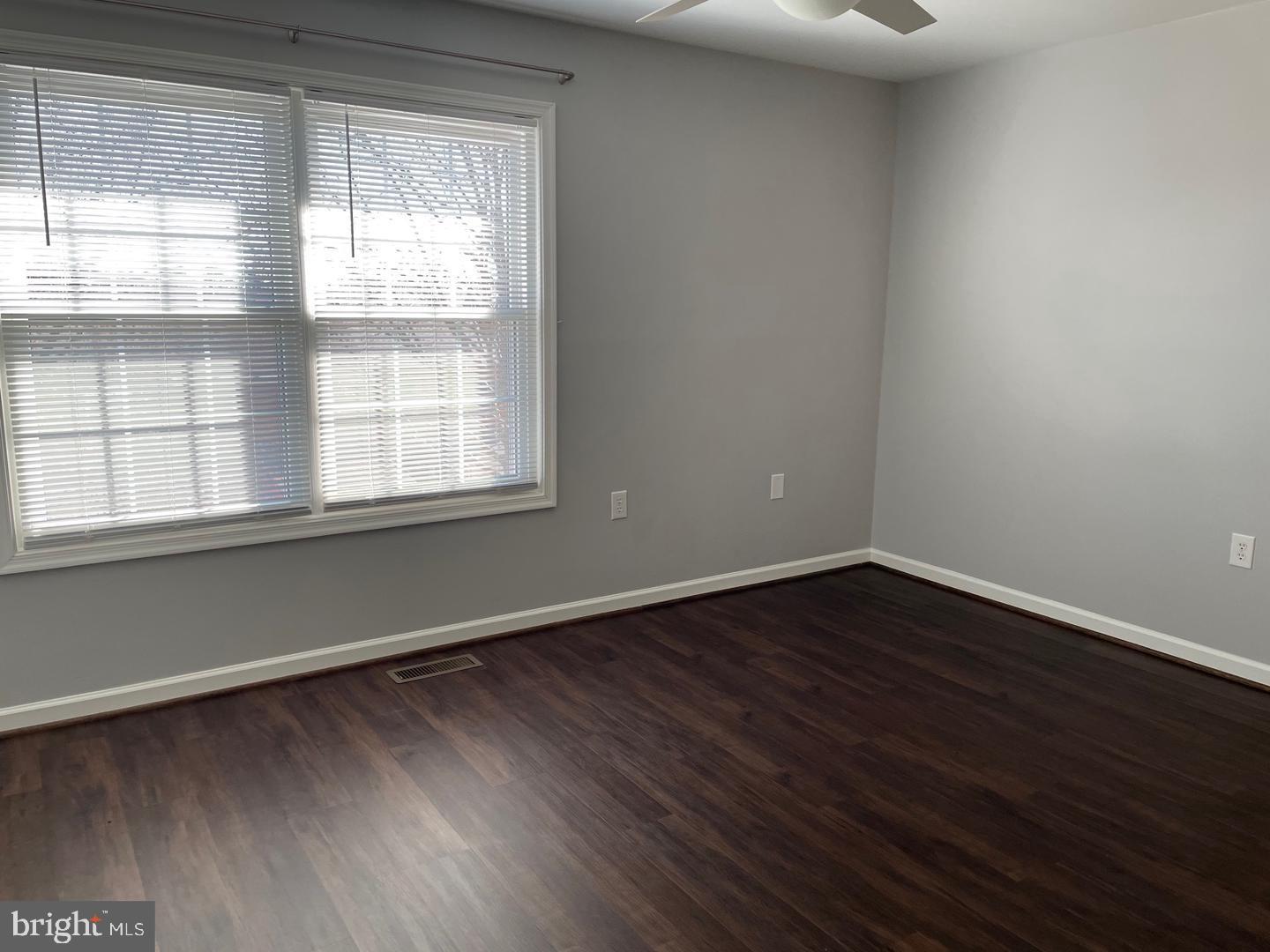 FOXRIDGE - Residential Lease