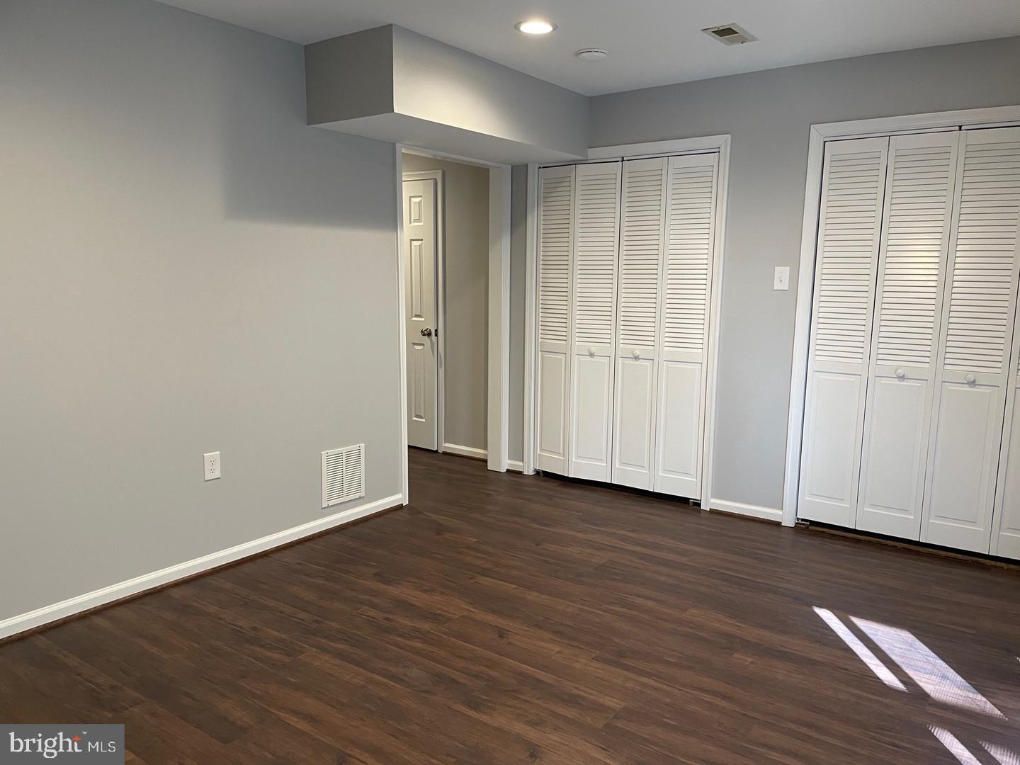 FOXRIDGE - Residential Lease