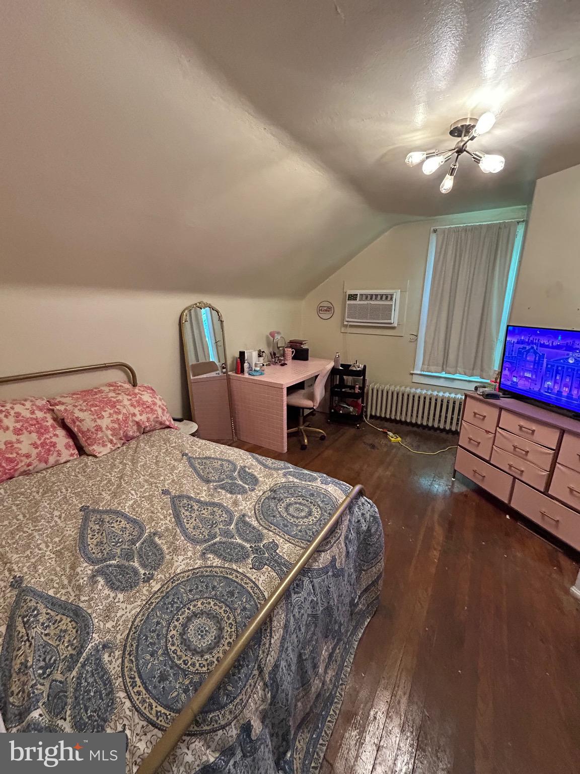 LYON VILLAGE - Residential