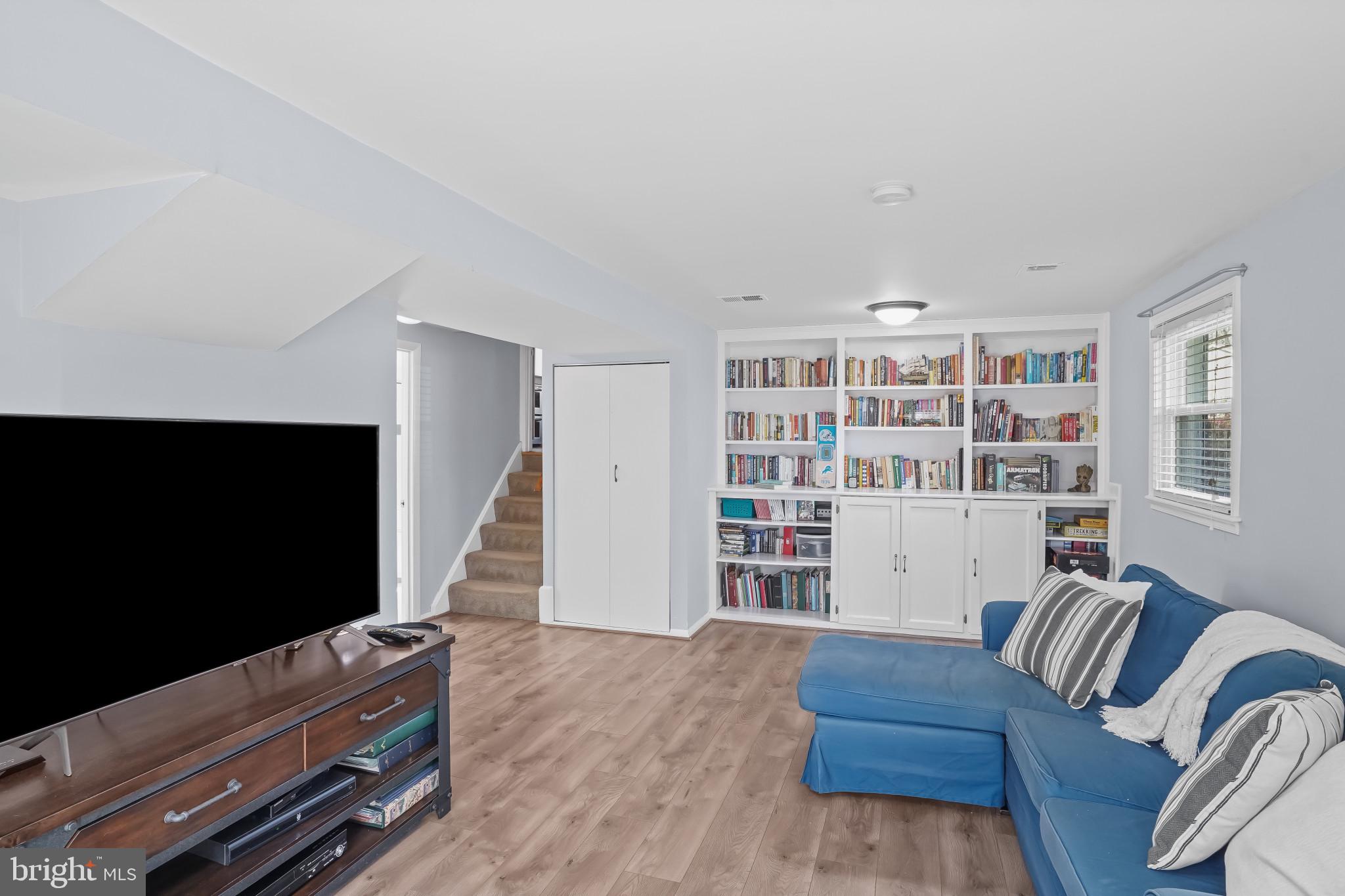 MAPLE GROVE ESTATES - Residential