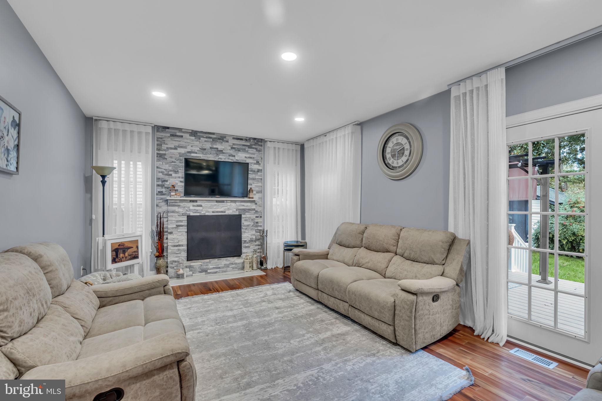 SPRING LAKE FARM - Residential