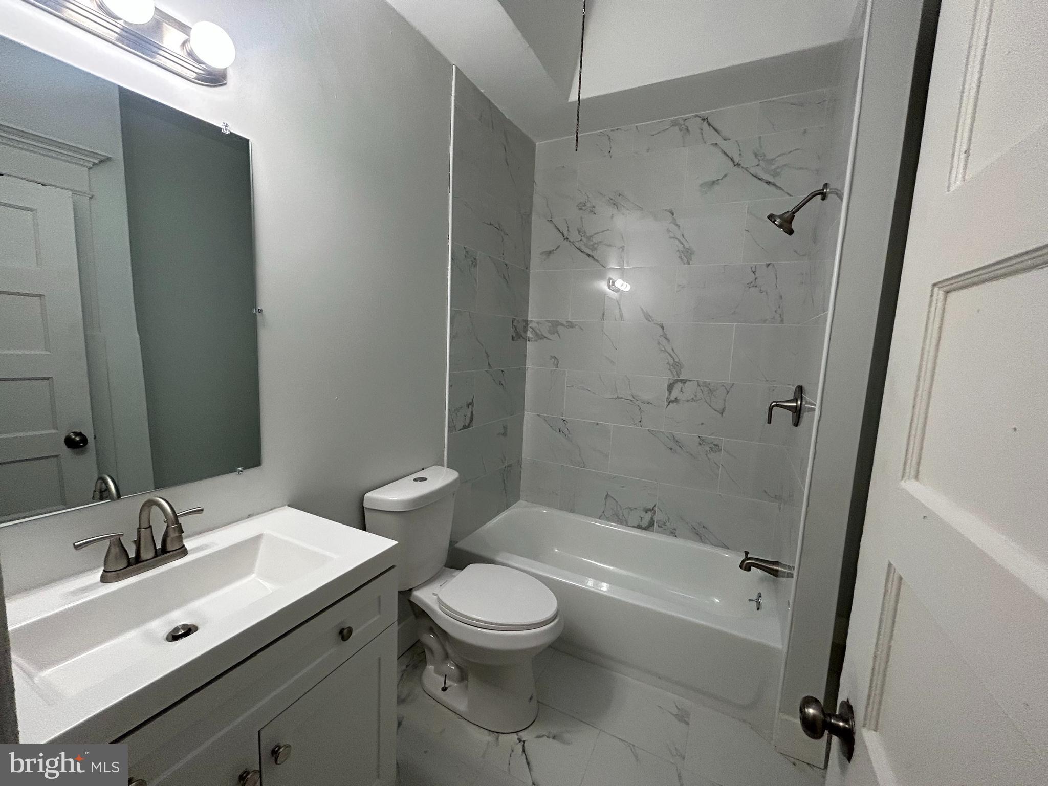 PHILADELPHIA - Residential Lease