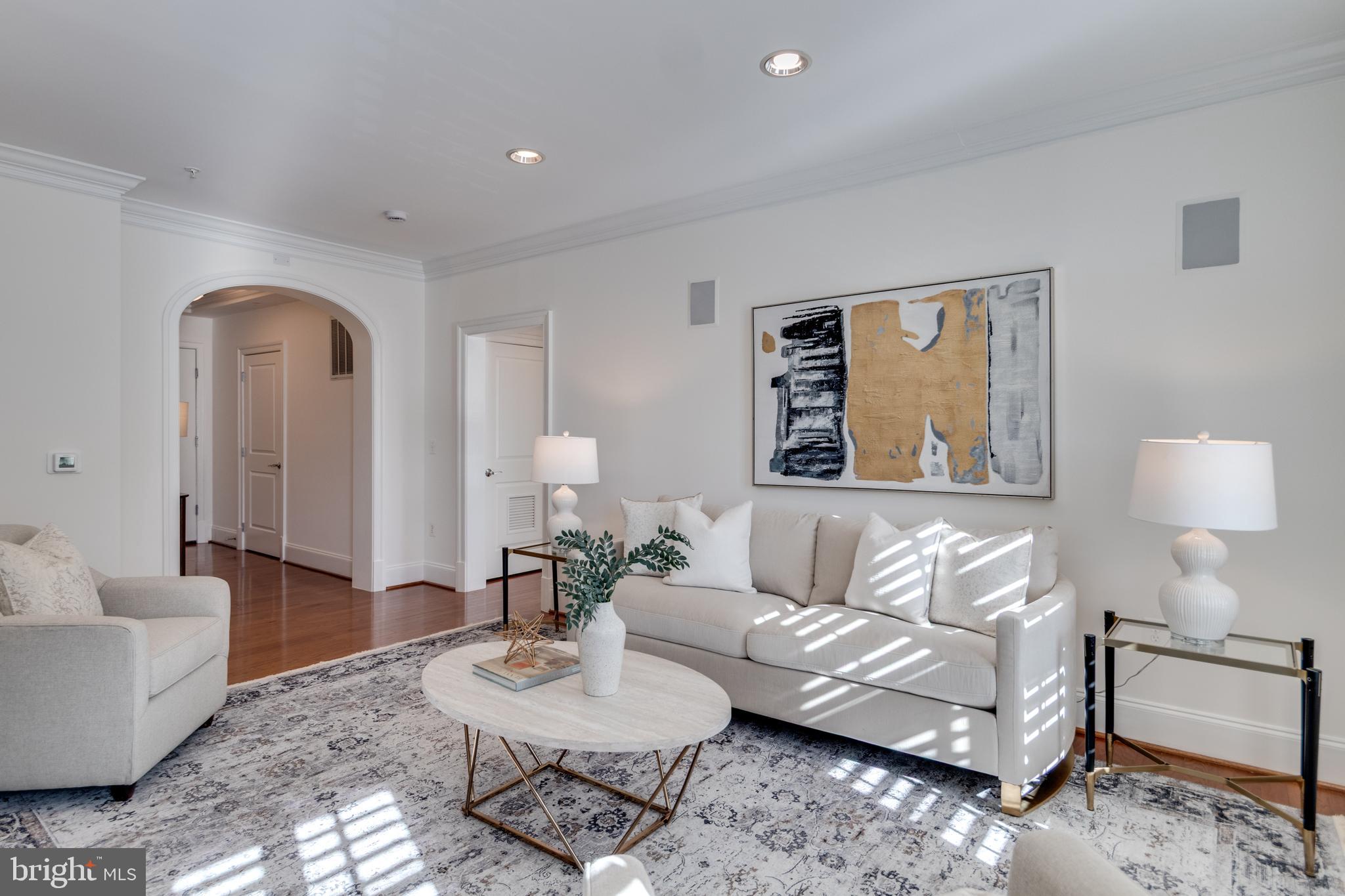 LIBERTY ROW - Residential