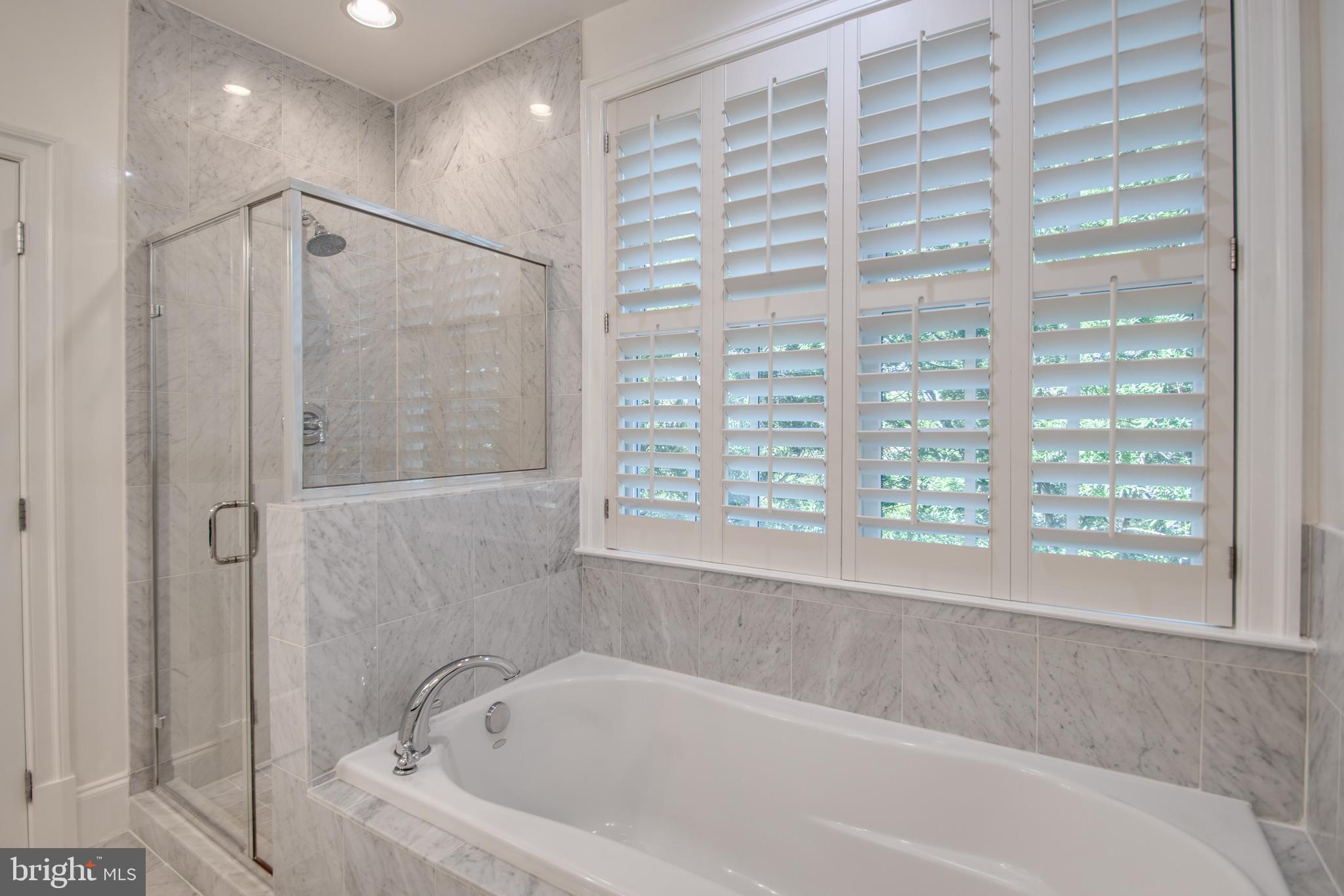 LIBERTY ROW - Residential