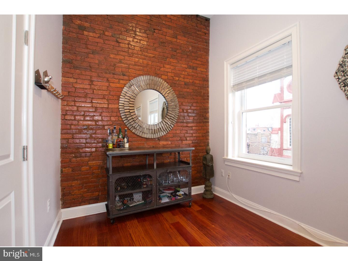 FAIRMOUNT - Residential Lease