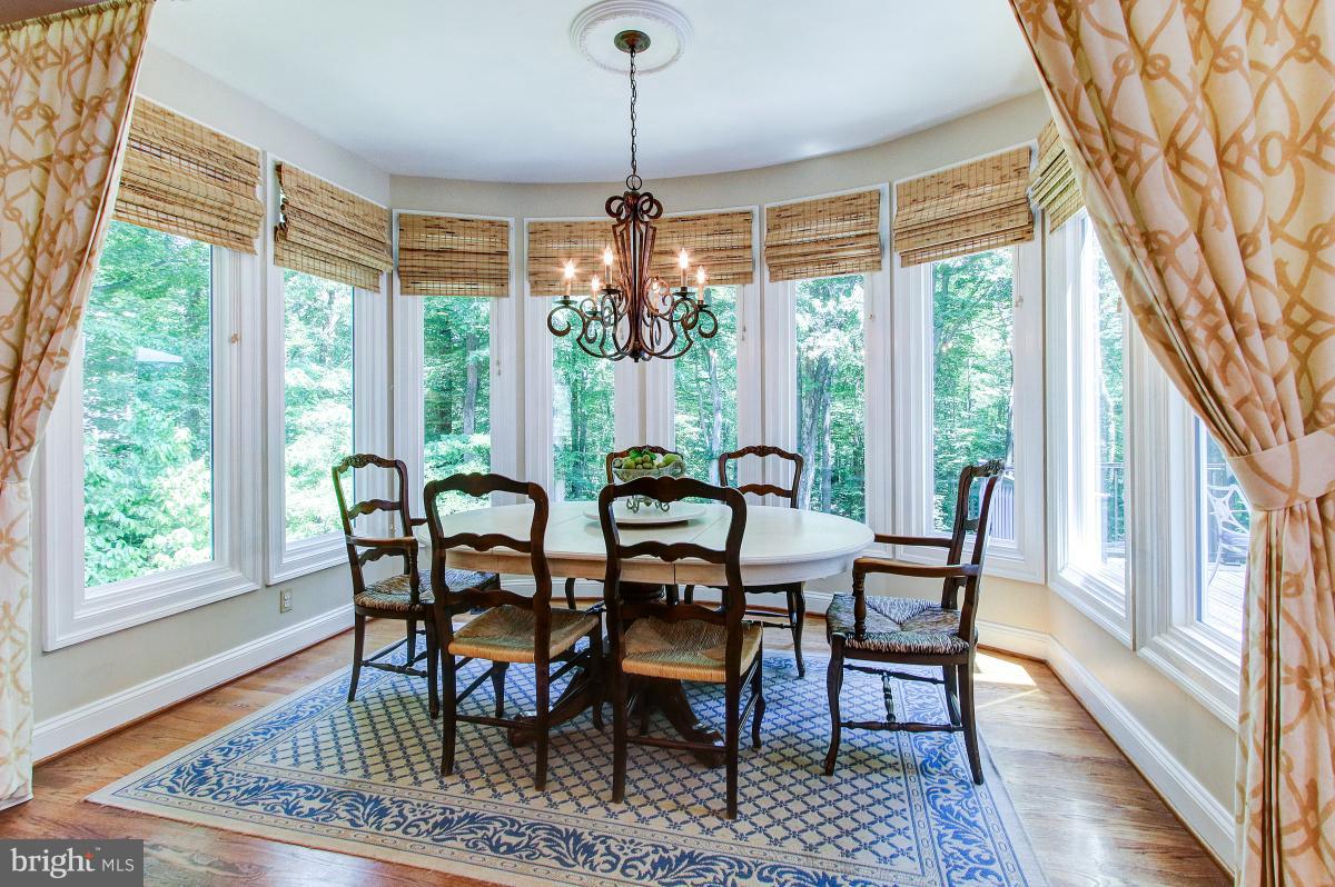 LOWES ISLAND - Residential