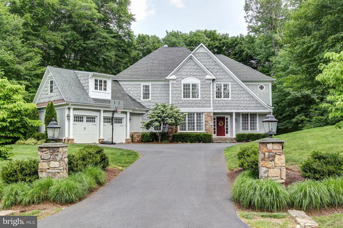 LOWES ISLAND - Residential